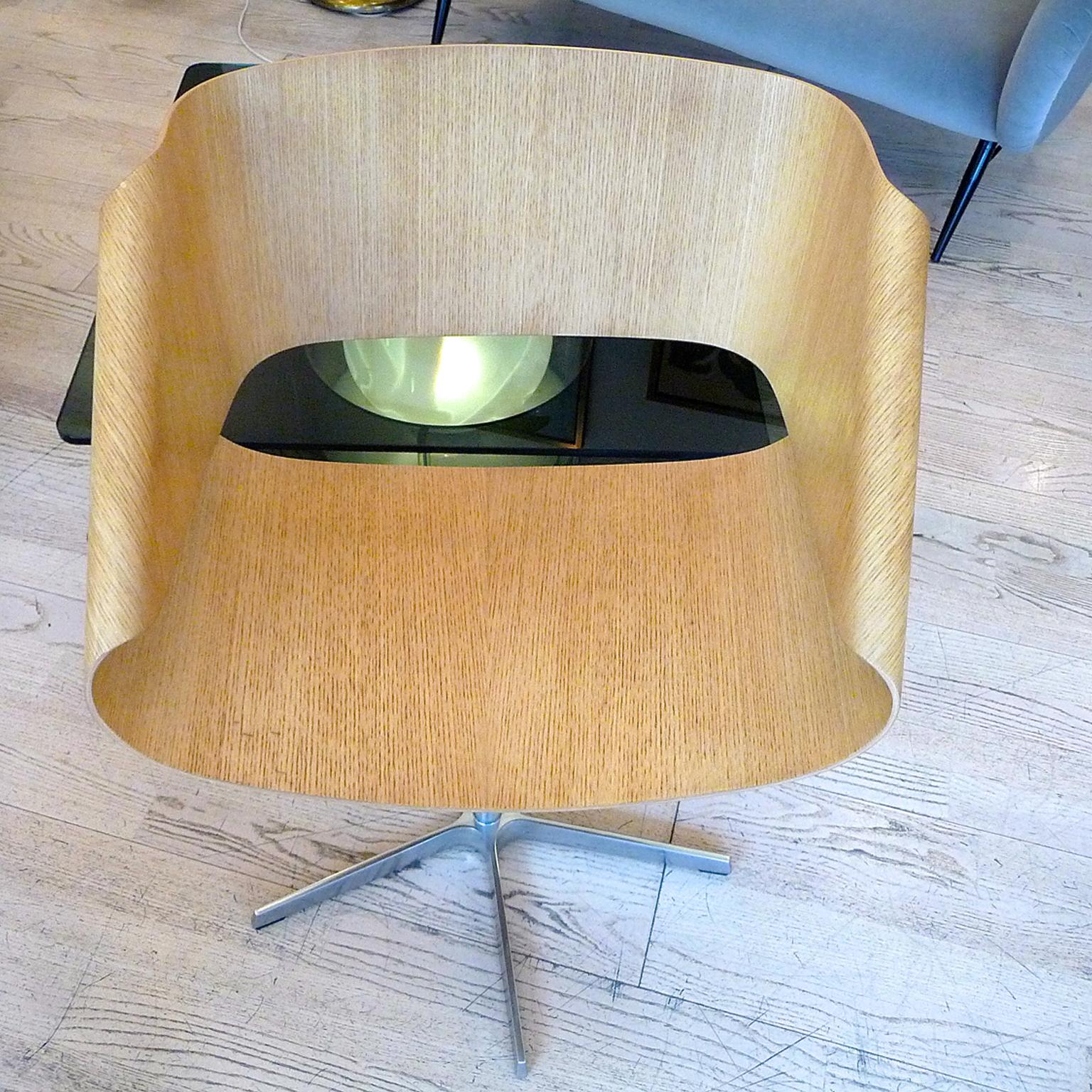 Italian Swivel Bent Plywood Ribbon Chair, Mid-Century Modern In Good Condition For Sale In Bochum, NRW