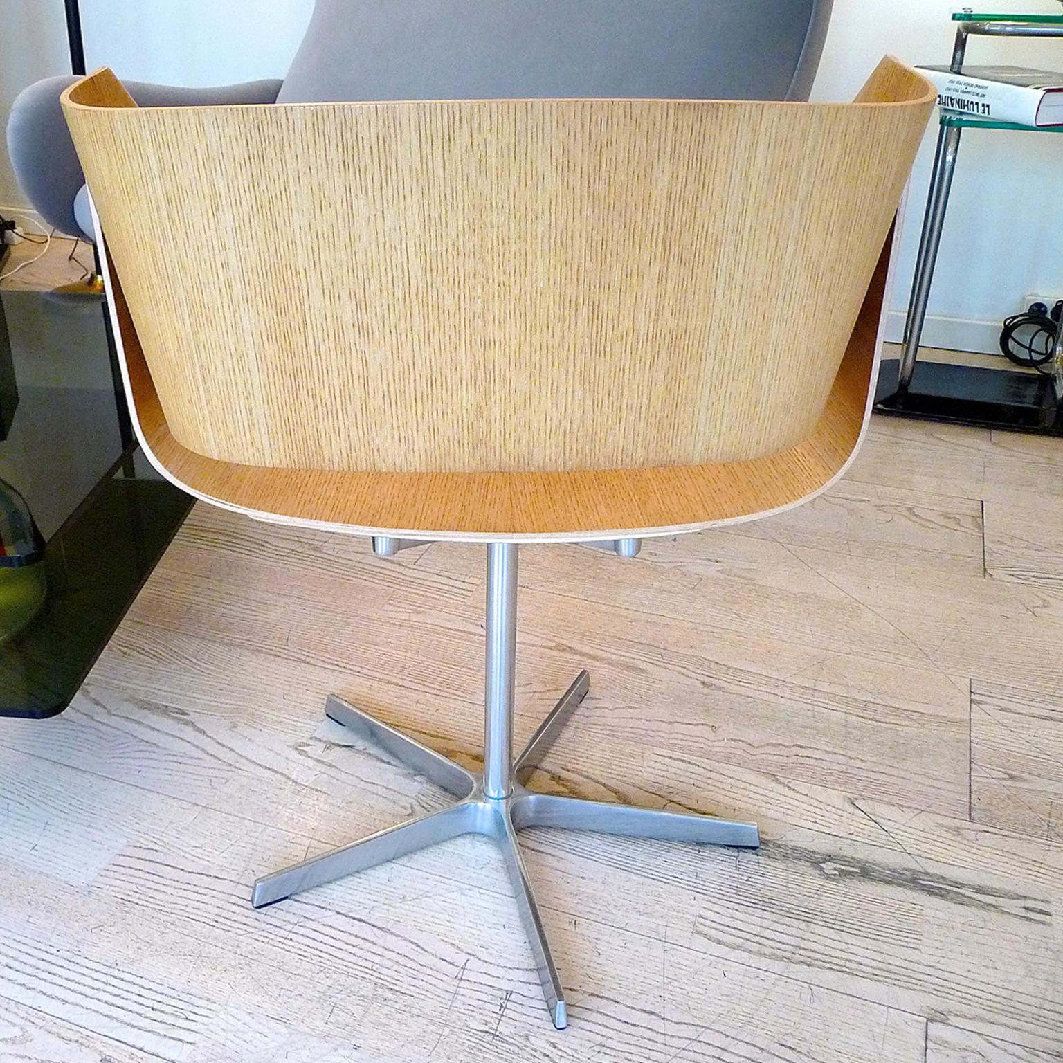 Metal Italian Swivel Bent Plywood Ribbon Chair, Mid-Century Modern For Sale