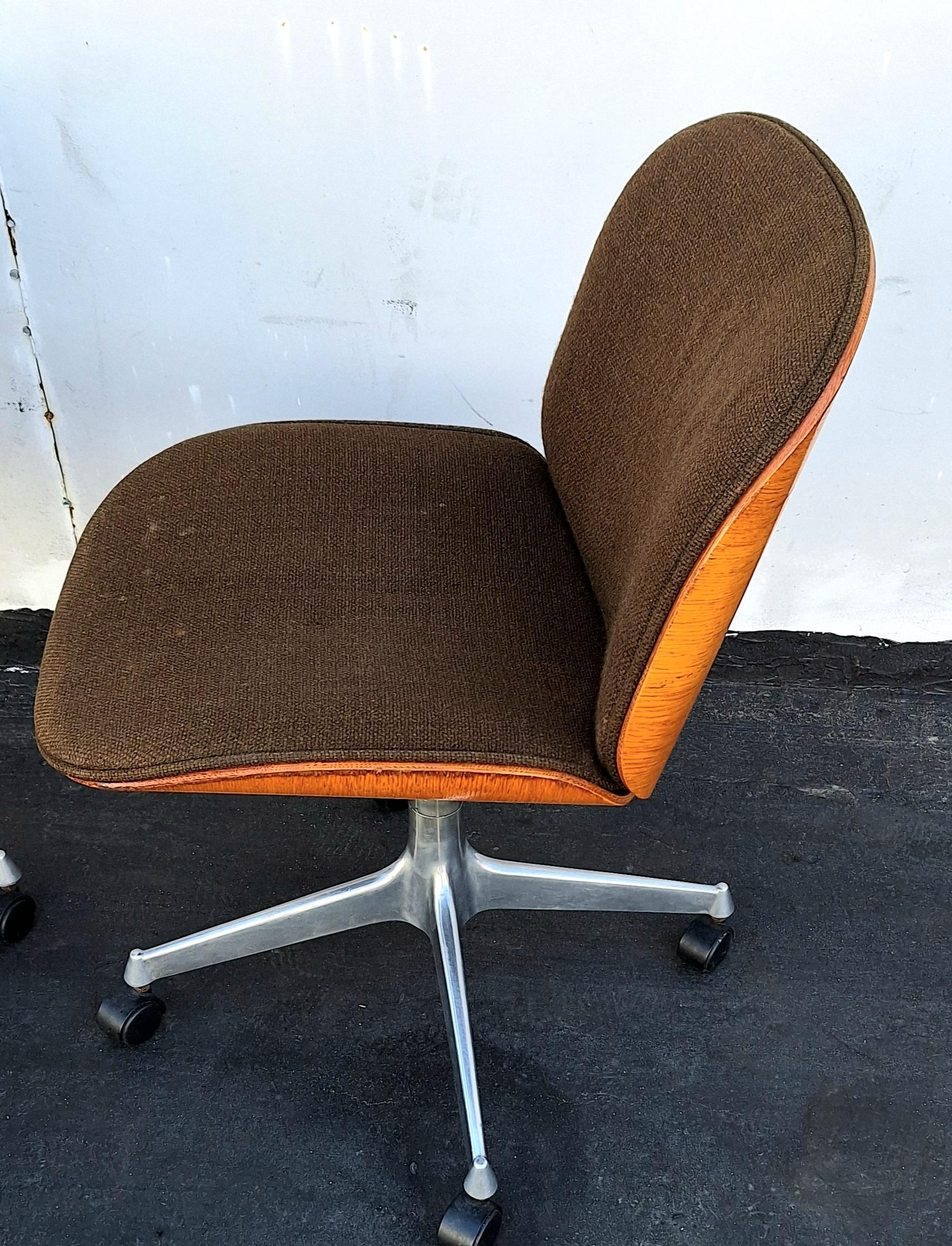Mid-Century Modern Italian Swivel  Chairs by Ico & Luisa Parisi for Mim, 1960 s For Sale