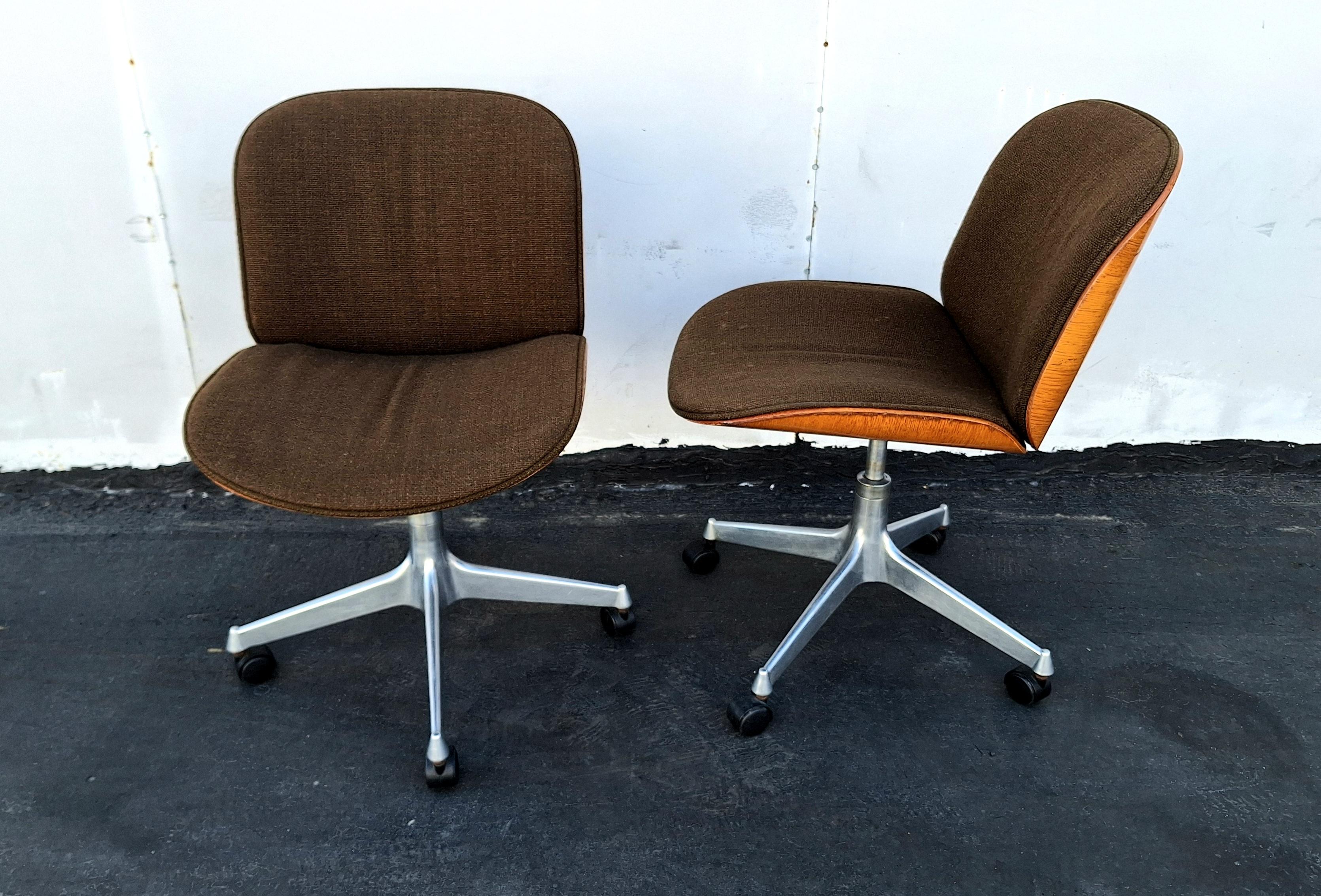 Italian Swivel  Chairs by Ico & Luisa Parisi for Mim, 1960 s For Sale 1