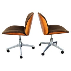 Pivot italien  Chaises d'Ico & Luisa Parisi pour Mim, années 1960