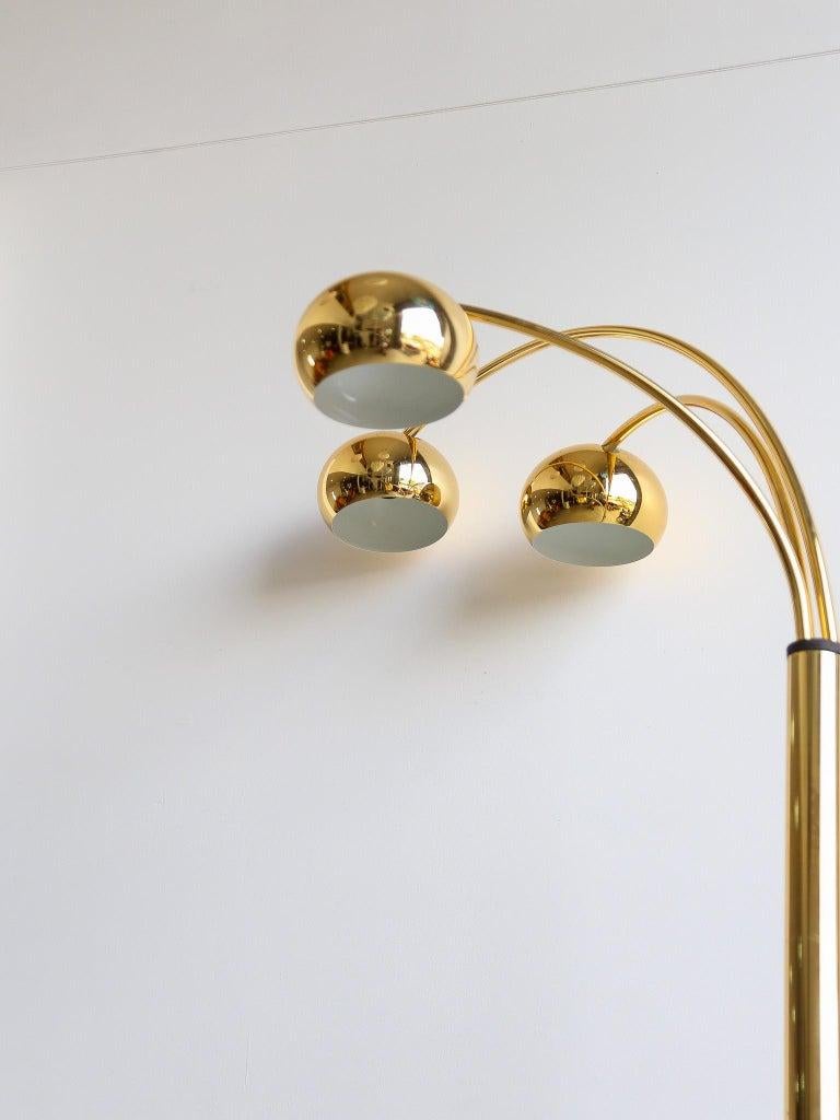 Italian Swiving Floor Lamp by Goffredo Reggiani for Reggiani 1970s For Sale 3