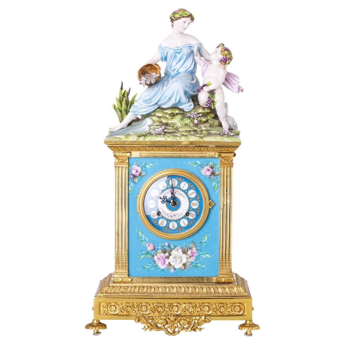 Italian Table Clock 20th Century in Capodimonte Porcelain by Tiche For Sale
