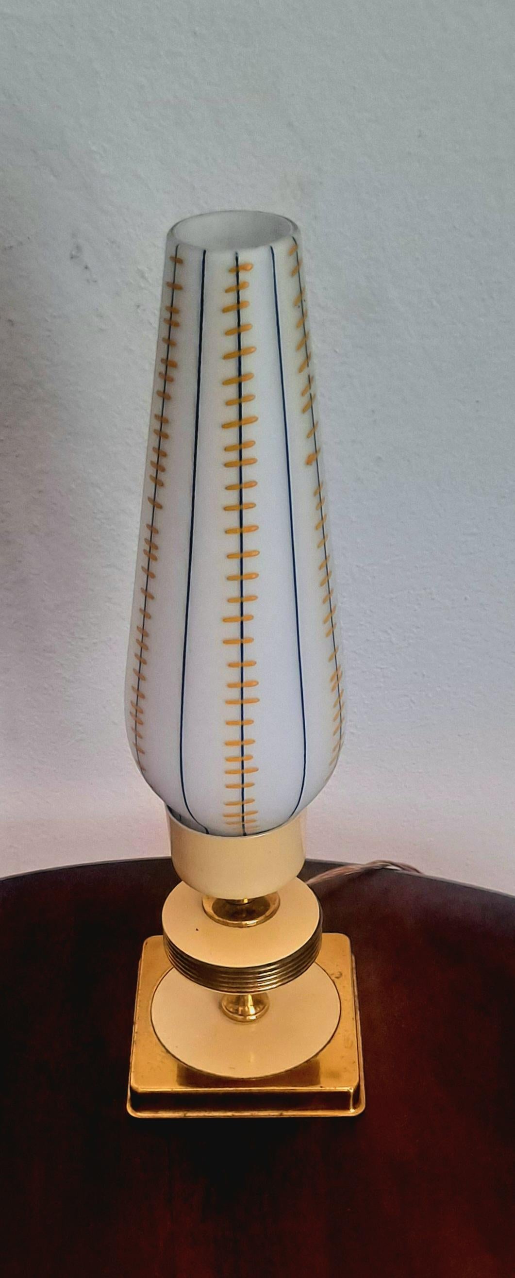 Italian Table Glass Lamp In Good Condition In Los Angeles, CA