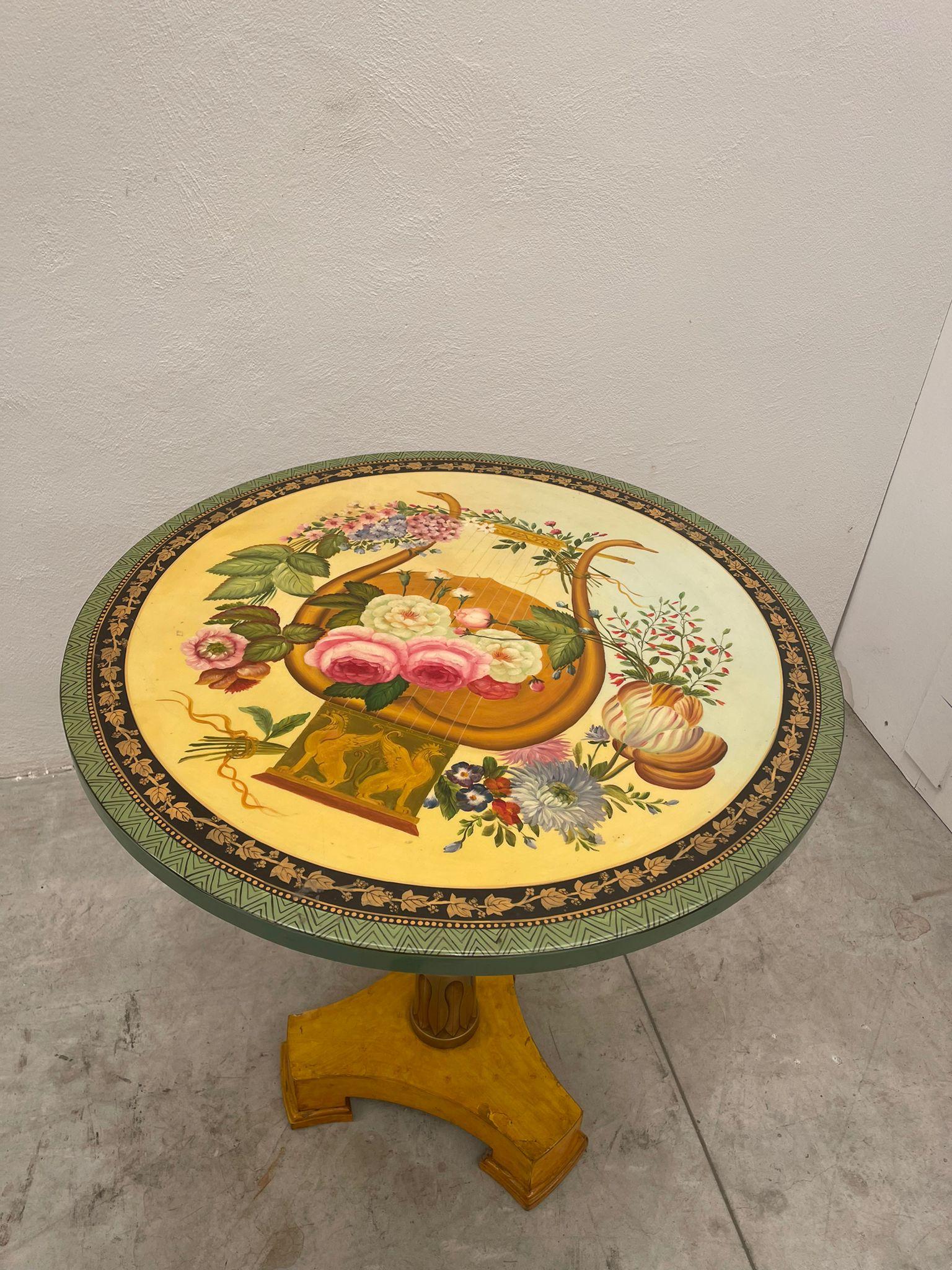 Prestigious wooden table polished with flowers that decorate the table making it a unique piece.

Made in Italy
Created and designed by Mice di Domenico Rugiano.