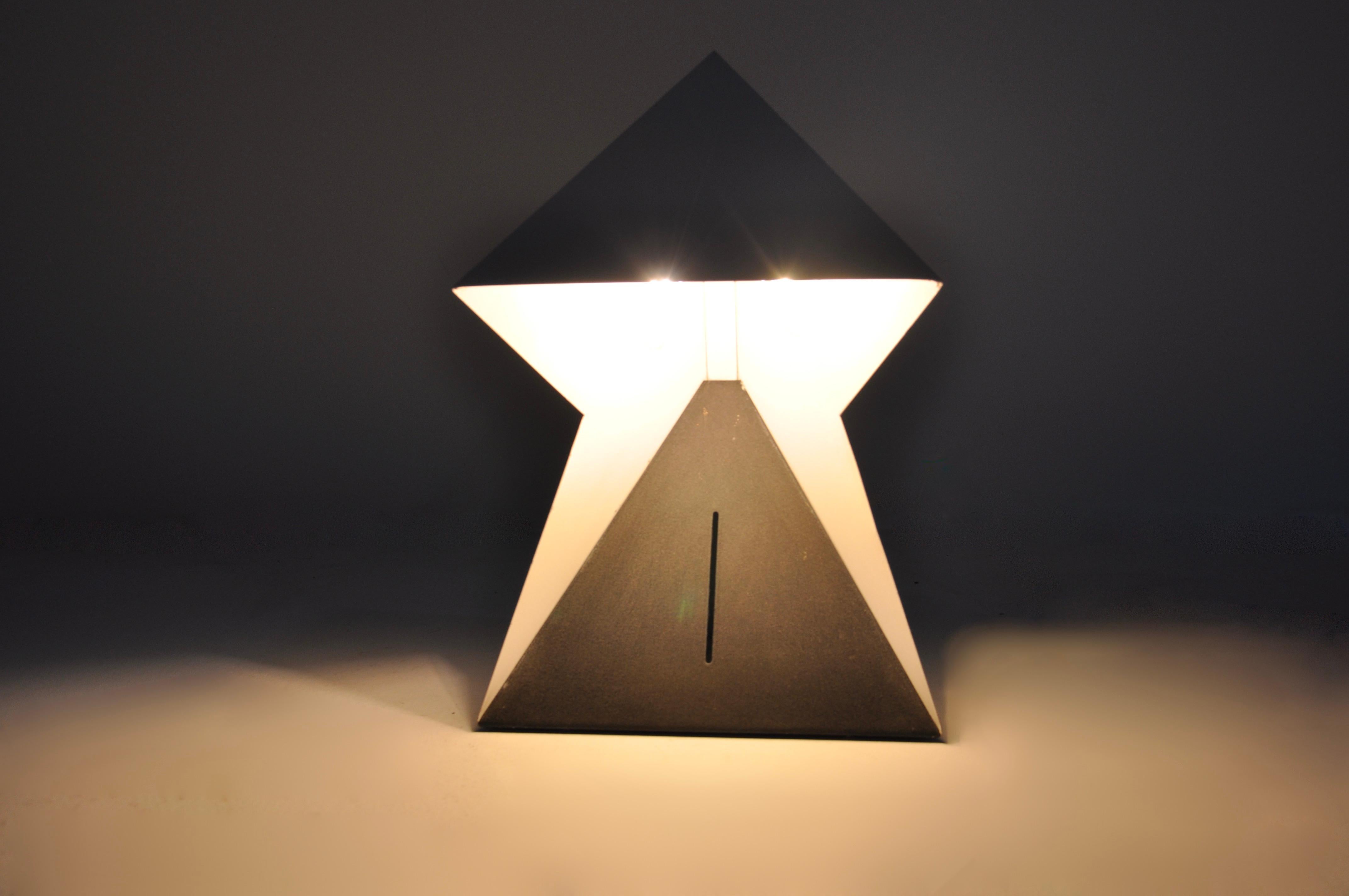 Mid-Century moderno Lampada da tavolo italiana, anni '60 in vendita