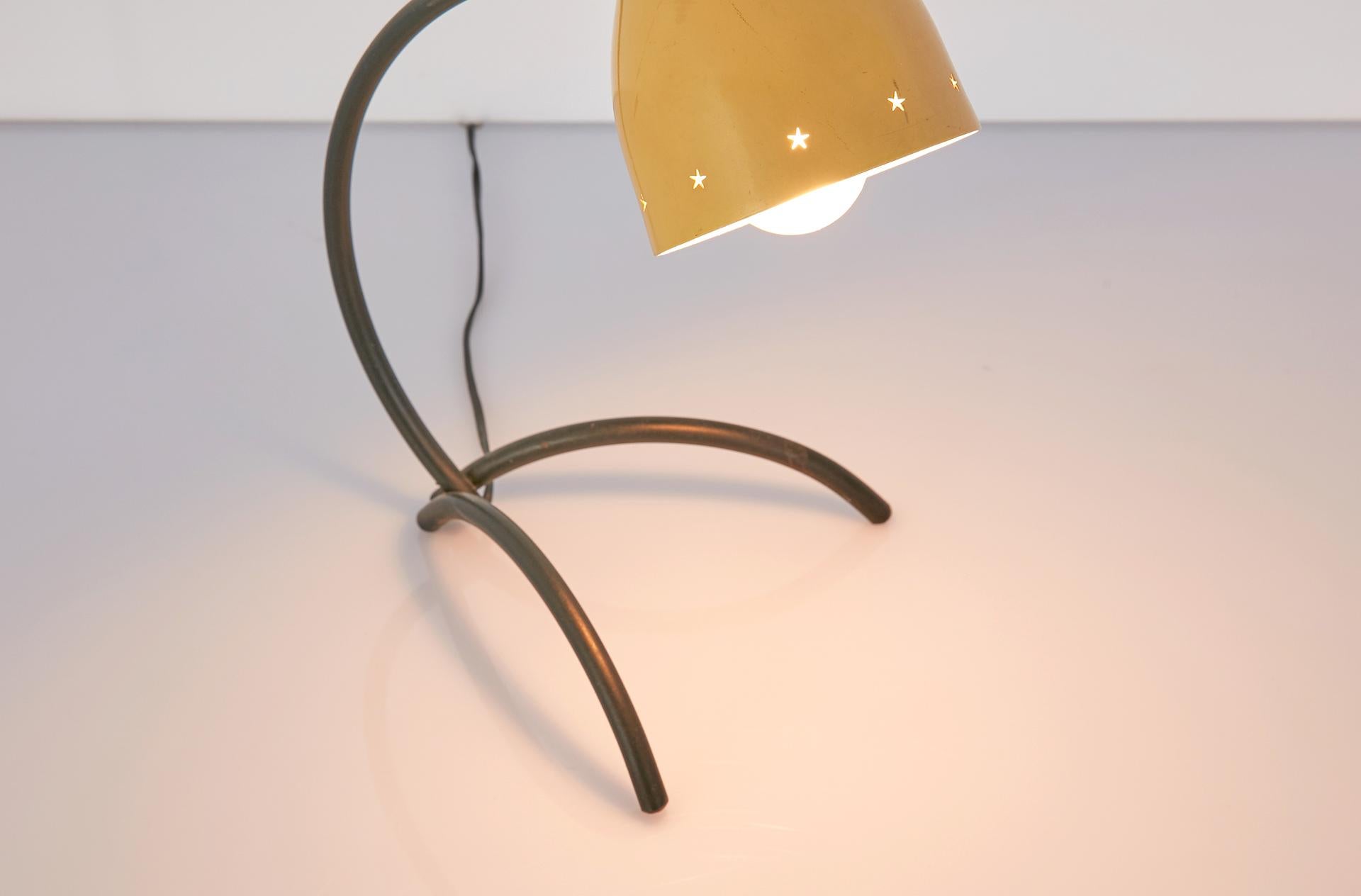 Mid-Century Modern Italian Table Lamp, 1970s For Sale
