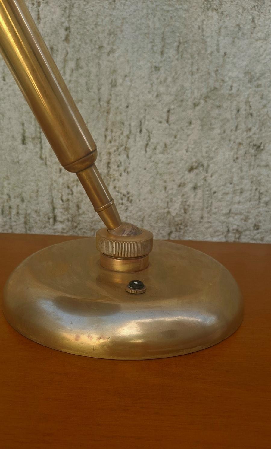 Mid-Century Modern Lampe de bureau italienne de Giovanni Michelucci pour Lariolux  en vente