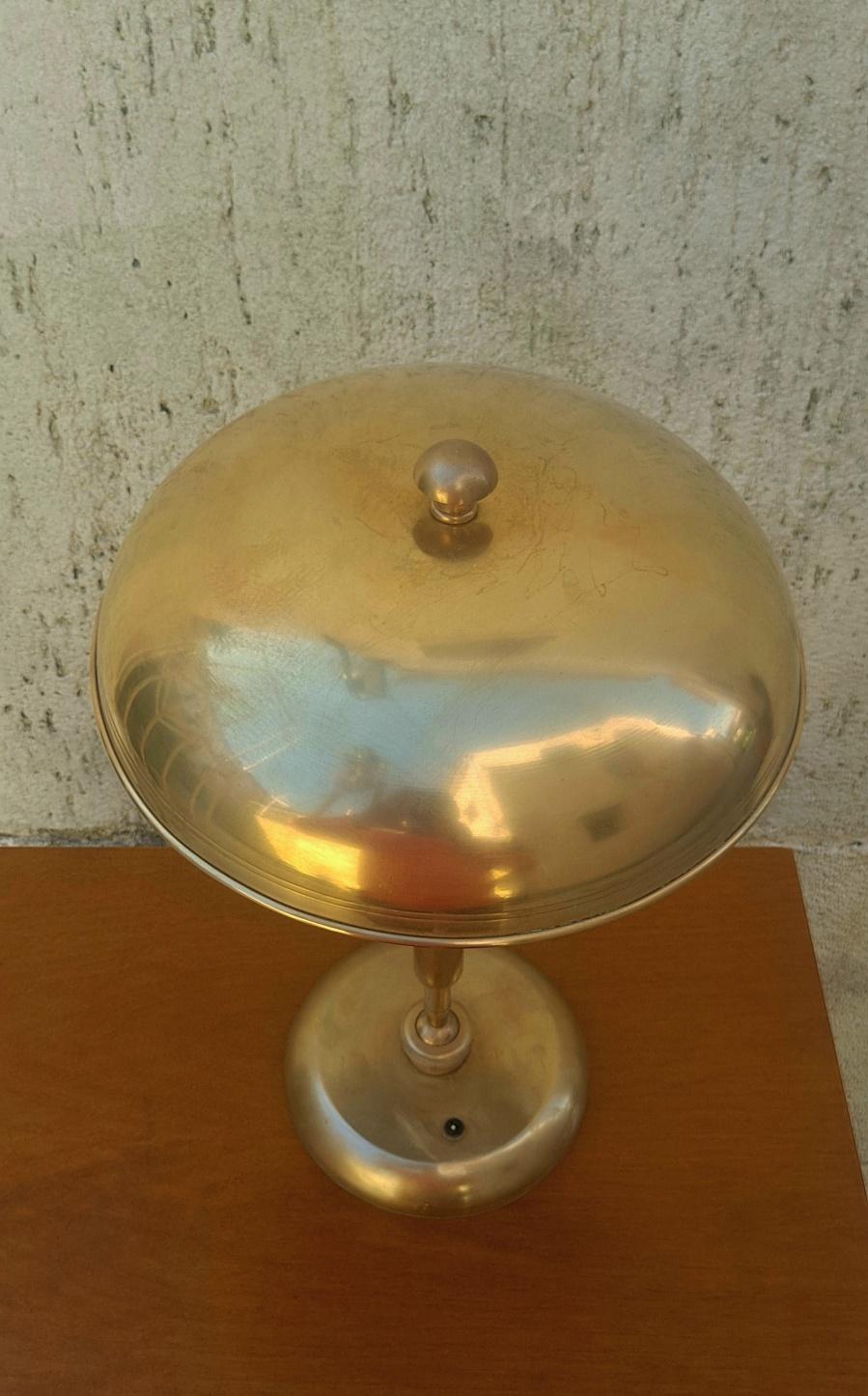 Italian Table Lamp by Giovanni Michelucci for Lariolux  For Sale 2
