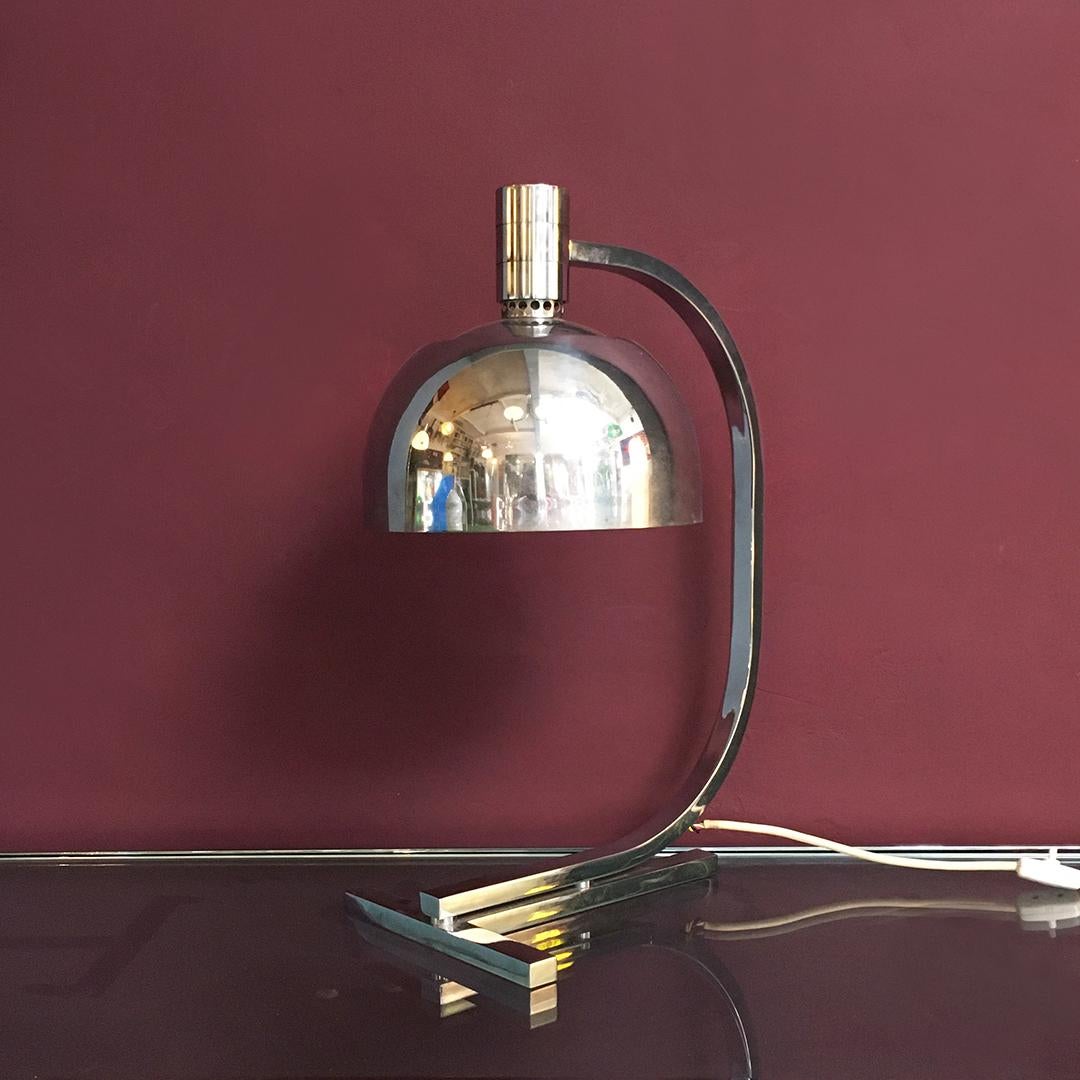 Italian chromed table lamp AM\AS series by Franco Albini for Sirrah, 1969
Table lamp with structure and lampshade entirely in chromed steel and white enameled steel inside the lampshade. As in all the lamps of this series, it has an interchangeable