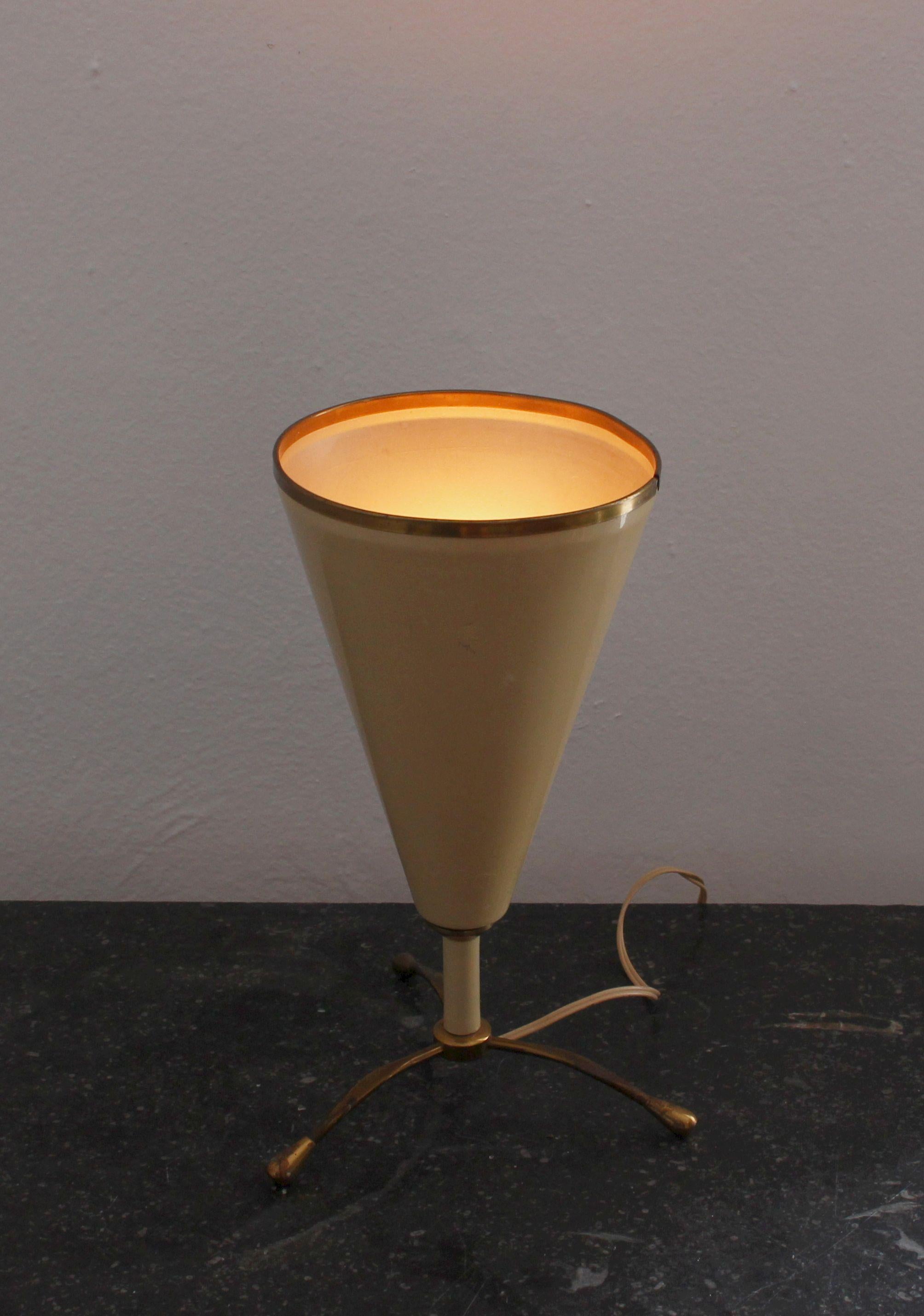 Italian Table Lamp in the Style of Stilnovo In Good Condition In Los Angeles, CA
