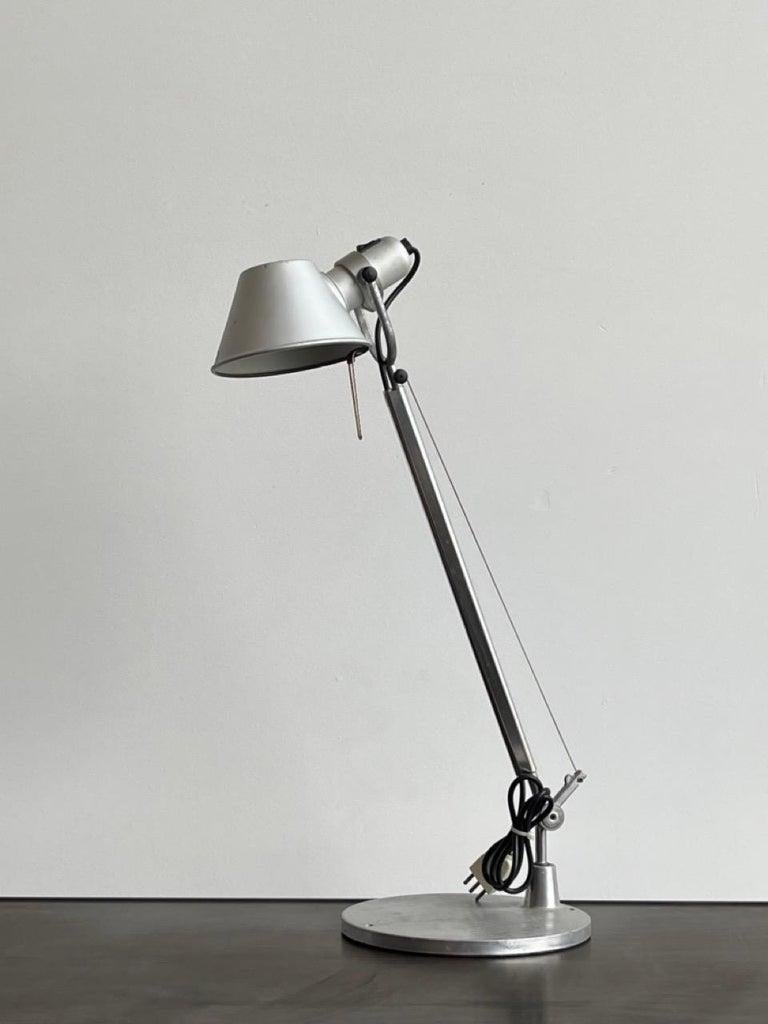 Italian Table Lamp by Michele De Lucchi & Gallardo Fassina for Artemide In Good Condition For Sale In Byron Bay, NSW