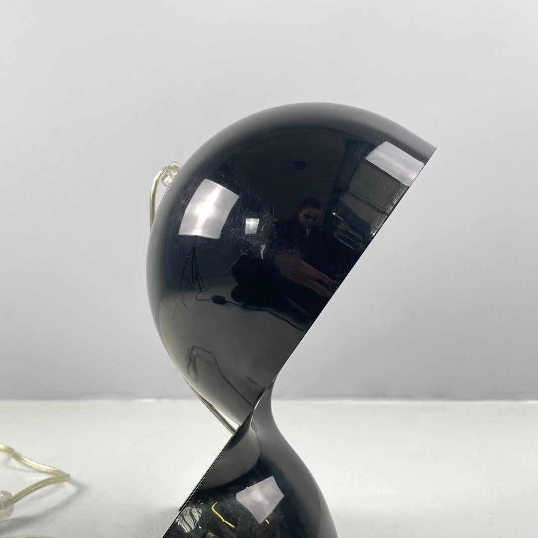Italian table lamp Dalù in black plastic by Vico Magistretti for Artemide, 1960s 6
