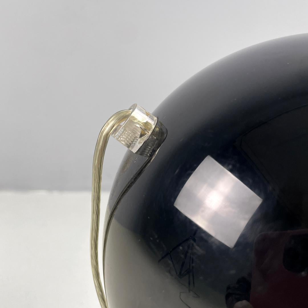 Italian table lamp Dalù in black plastic by Vico Magistretti for Artemide, 1960s 8