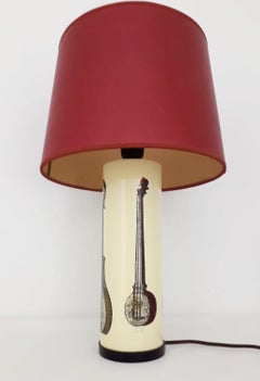 Lampada da tavolo italiana