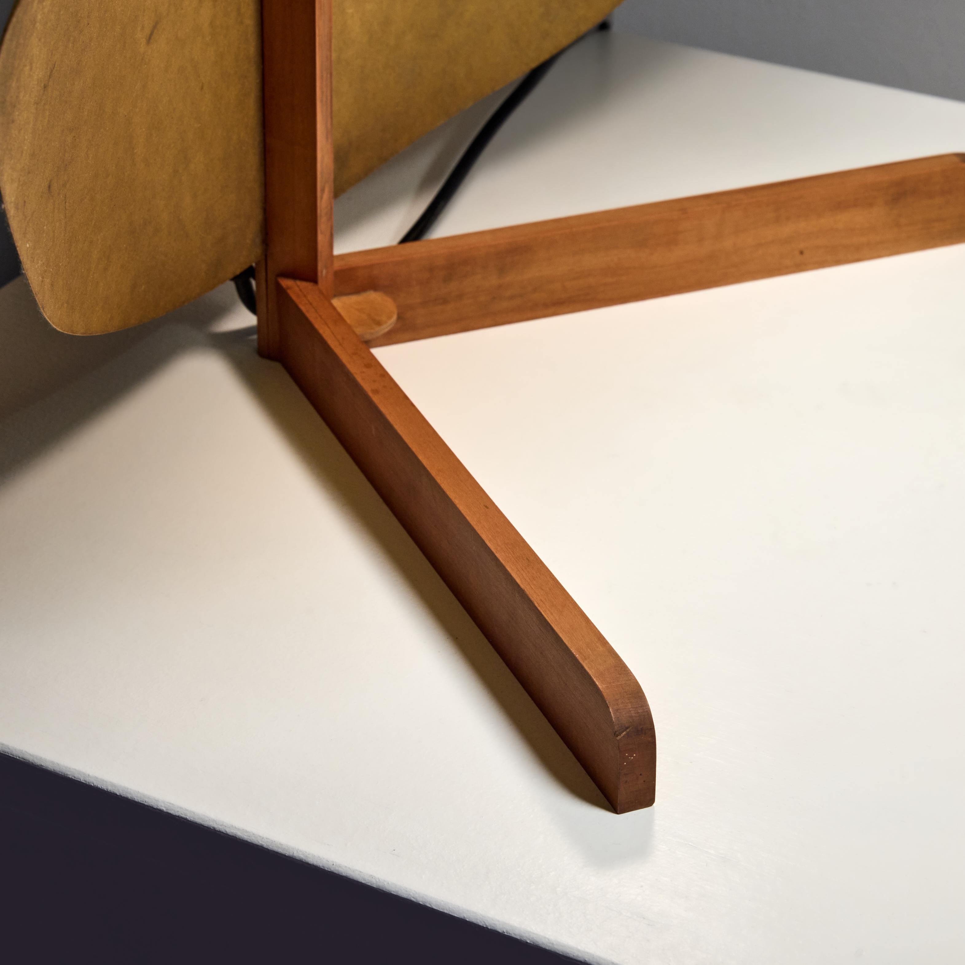 Italian Table Lamp For Sale 2