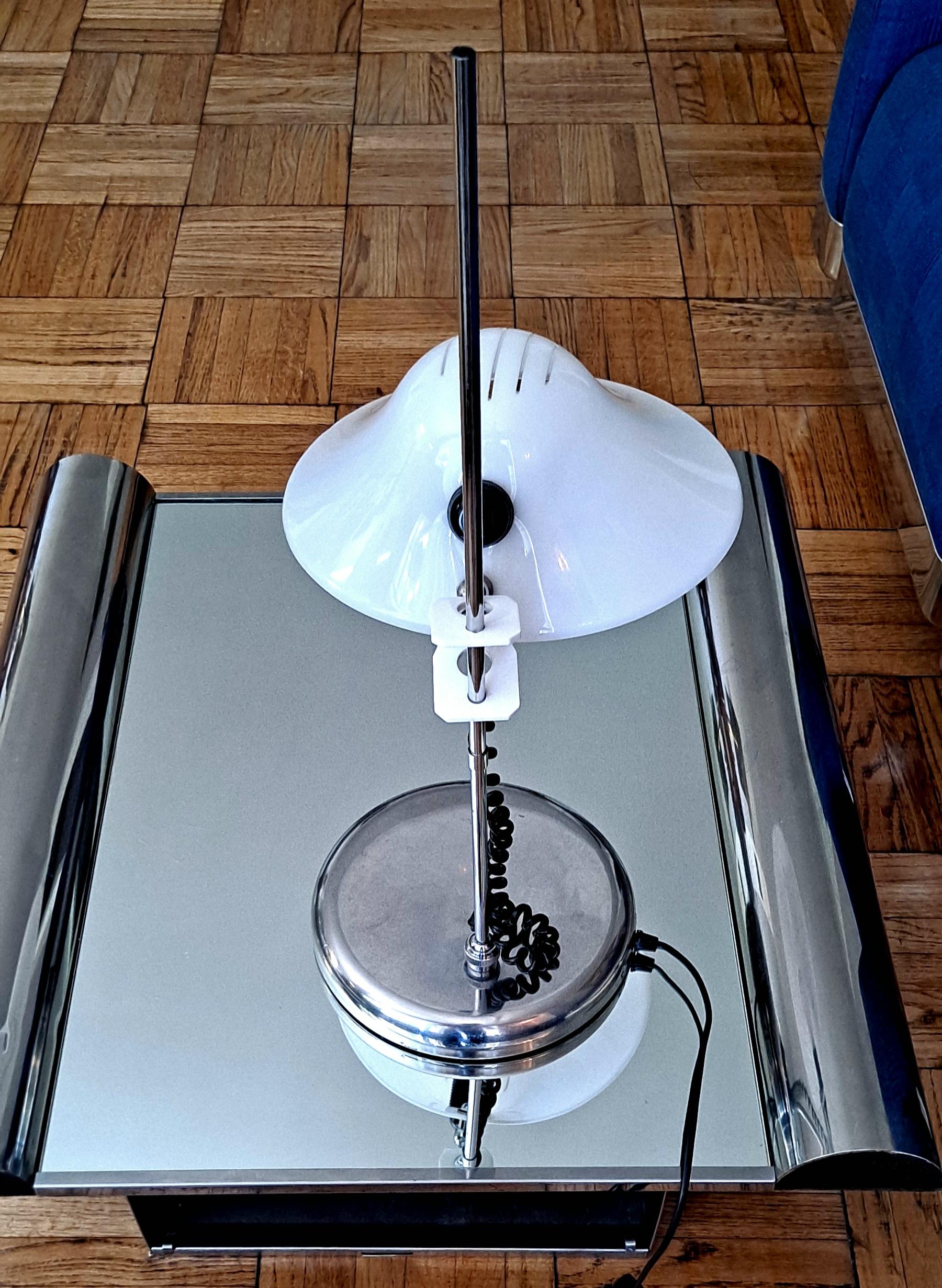 Italian Table Lamp from the 1970 s  In Good Condition For Sale In Los Angeles, CA