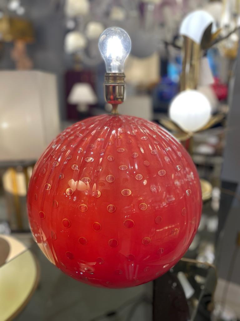 Italian Table Lamp in Coral Murano Glass In Good Condition For Sale In London, GB