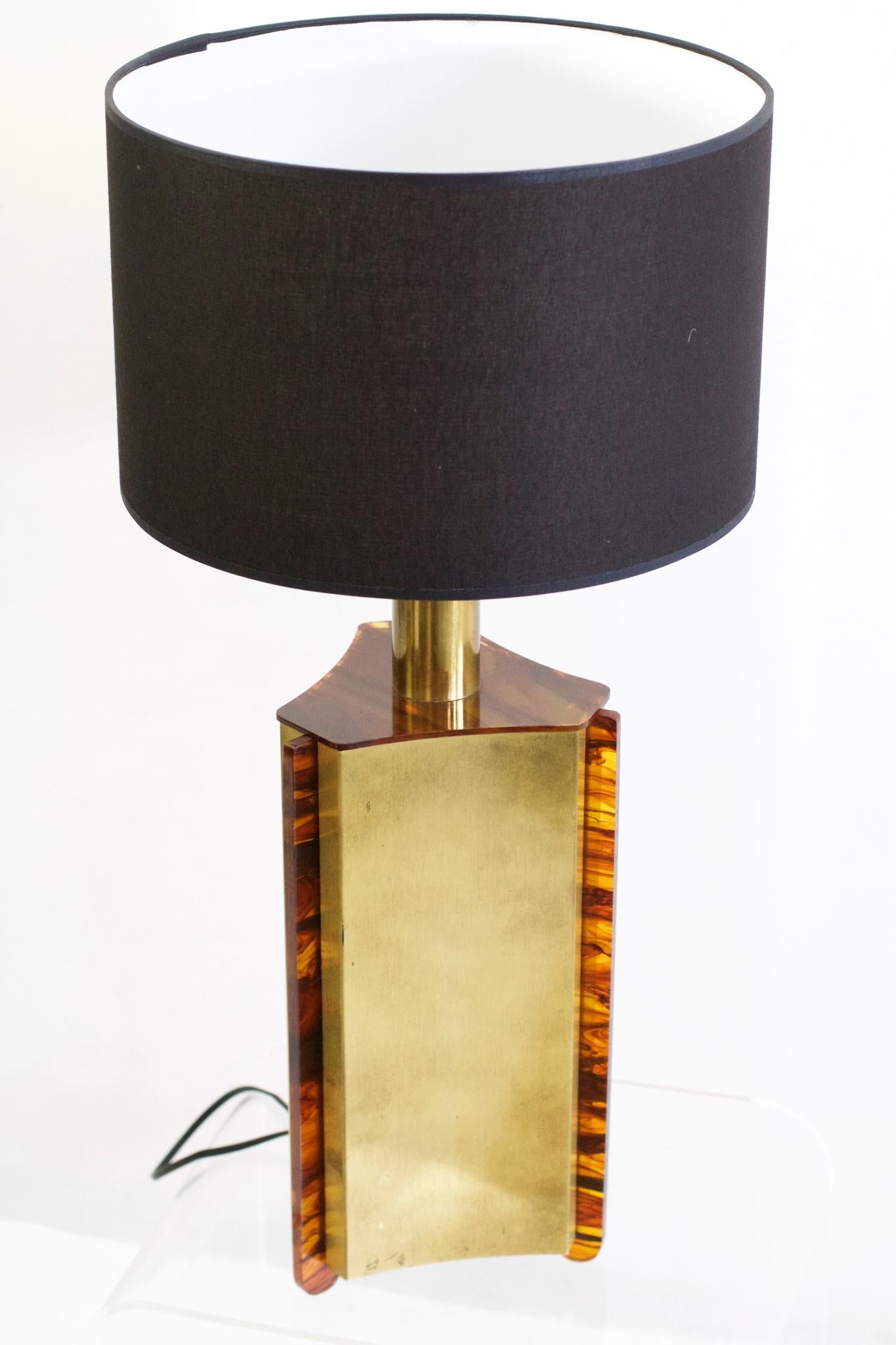 Modern Italian Table Lamp in Faux Tortoise and Brass, 1970s For Sale
