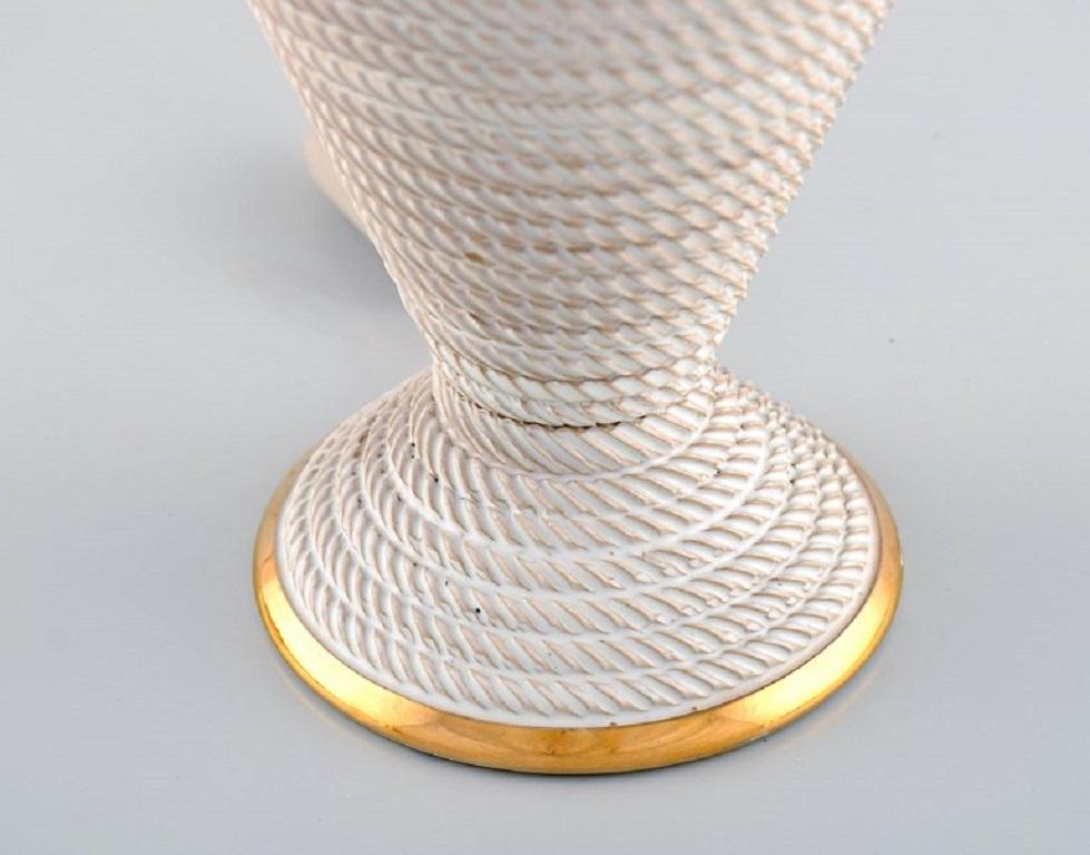Italian Table Lamp in Glazed Ceramics with Gold Decoration and Rope Design For Sale 2