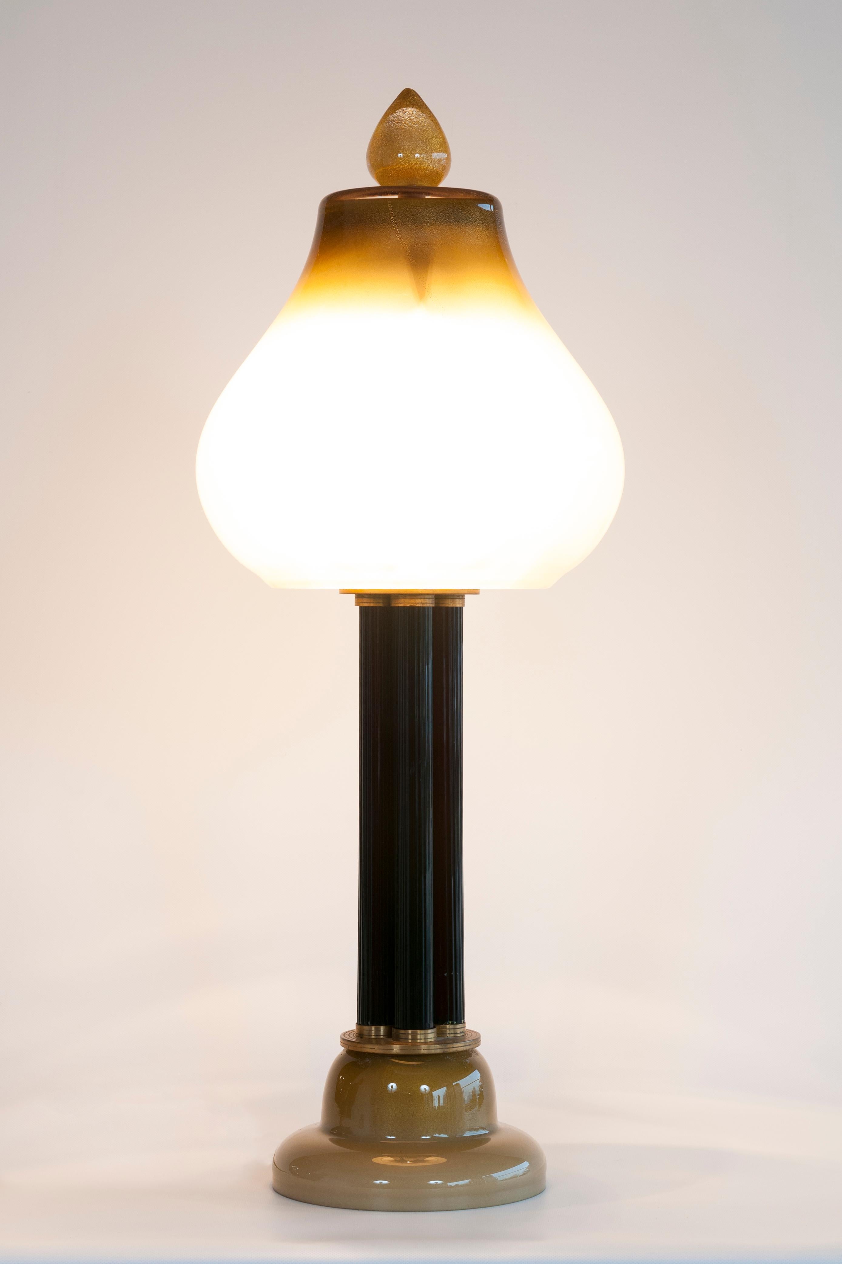 Lampada da tavolo italiana in vetro di Murano di Giovanni Dalla Fina anni '80 in vendita 2
