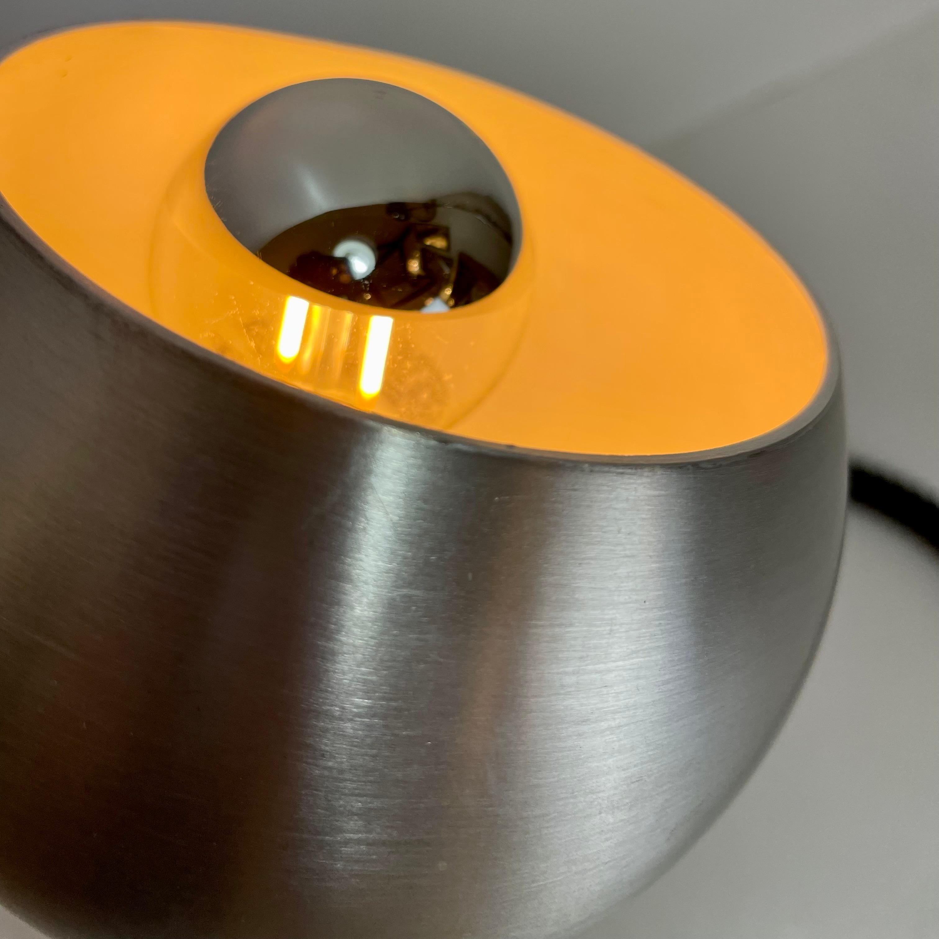 Italian Table Lamp in the style of Isso Hosoe for Valenti, 1970s For Sale 8