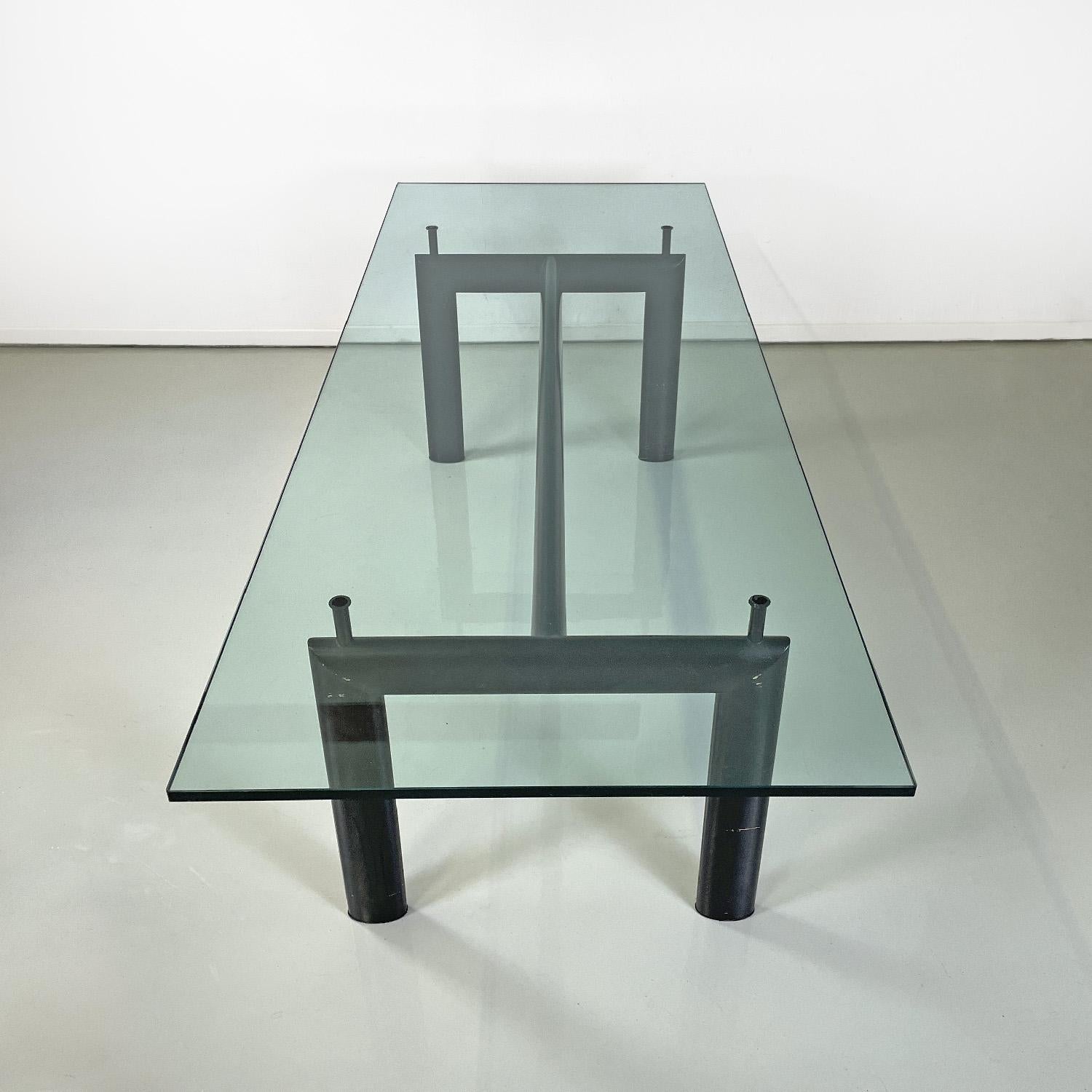 Italian table LC6 by Le Corbusier, Jeanneret and Perriand for Cassina, 1980s In Good Condition For Sale In MIlano, IT