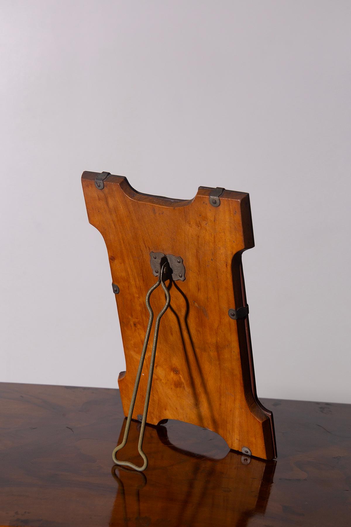 Italian Table Mirror Art Deco, label For Sale 4