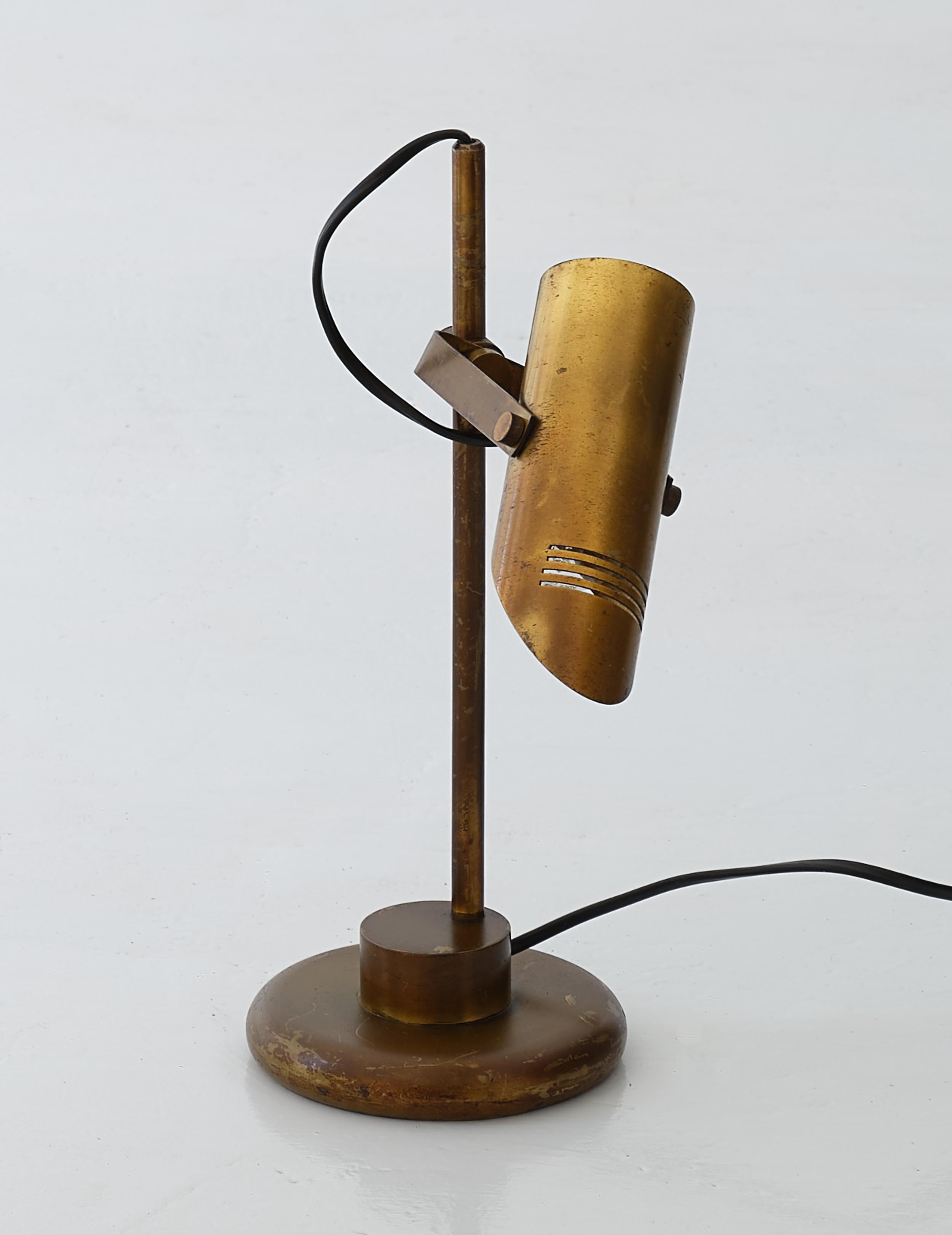 Italian Table or Desk Lamp in Brass, 1950s In Good Condition In Rome, IT