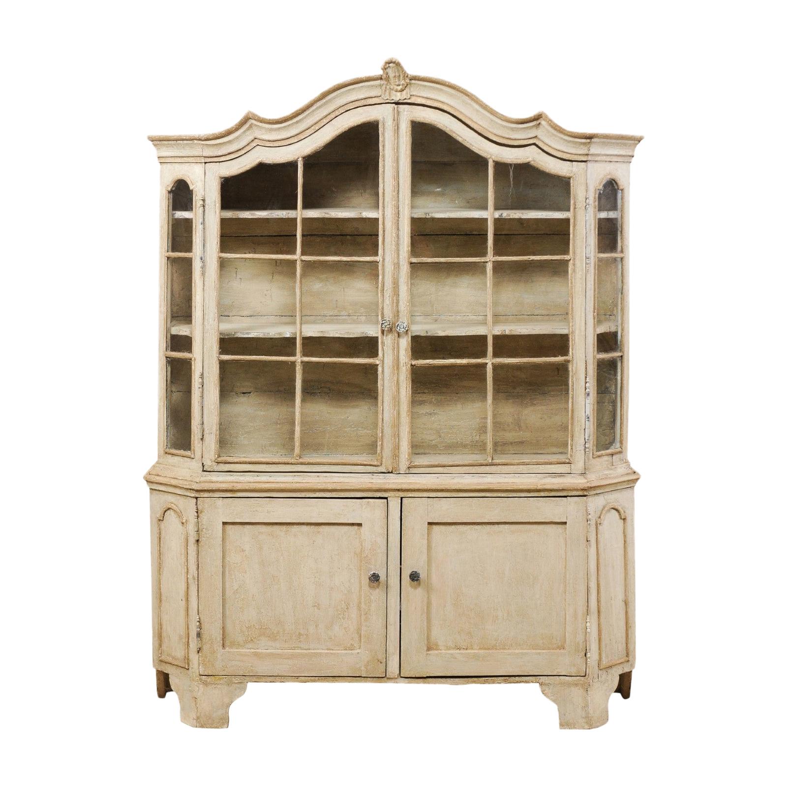 Early 19th C. Italian Tall Cabinet with Glass Display Top & Bonnet Pediment Top For Sale