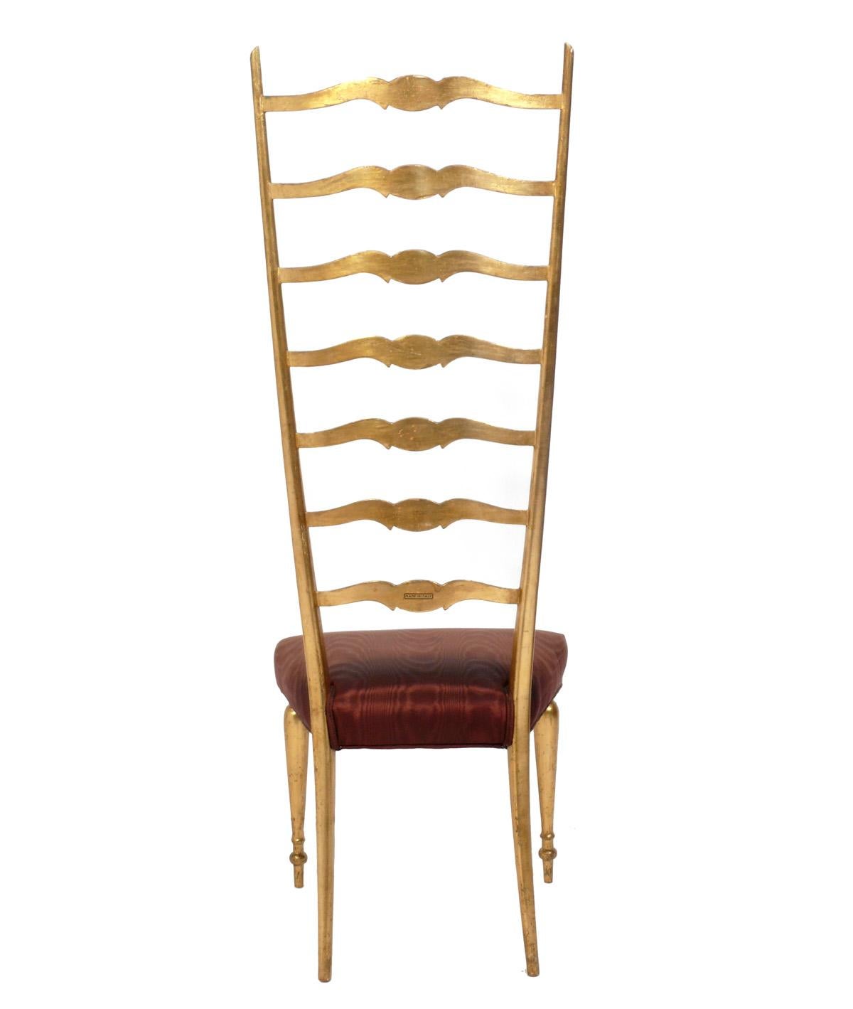 Chaise italienne à dossier échelonné en vermeil dans le style de Gio Ponti Impressionnant 51