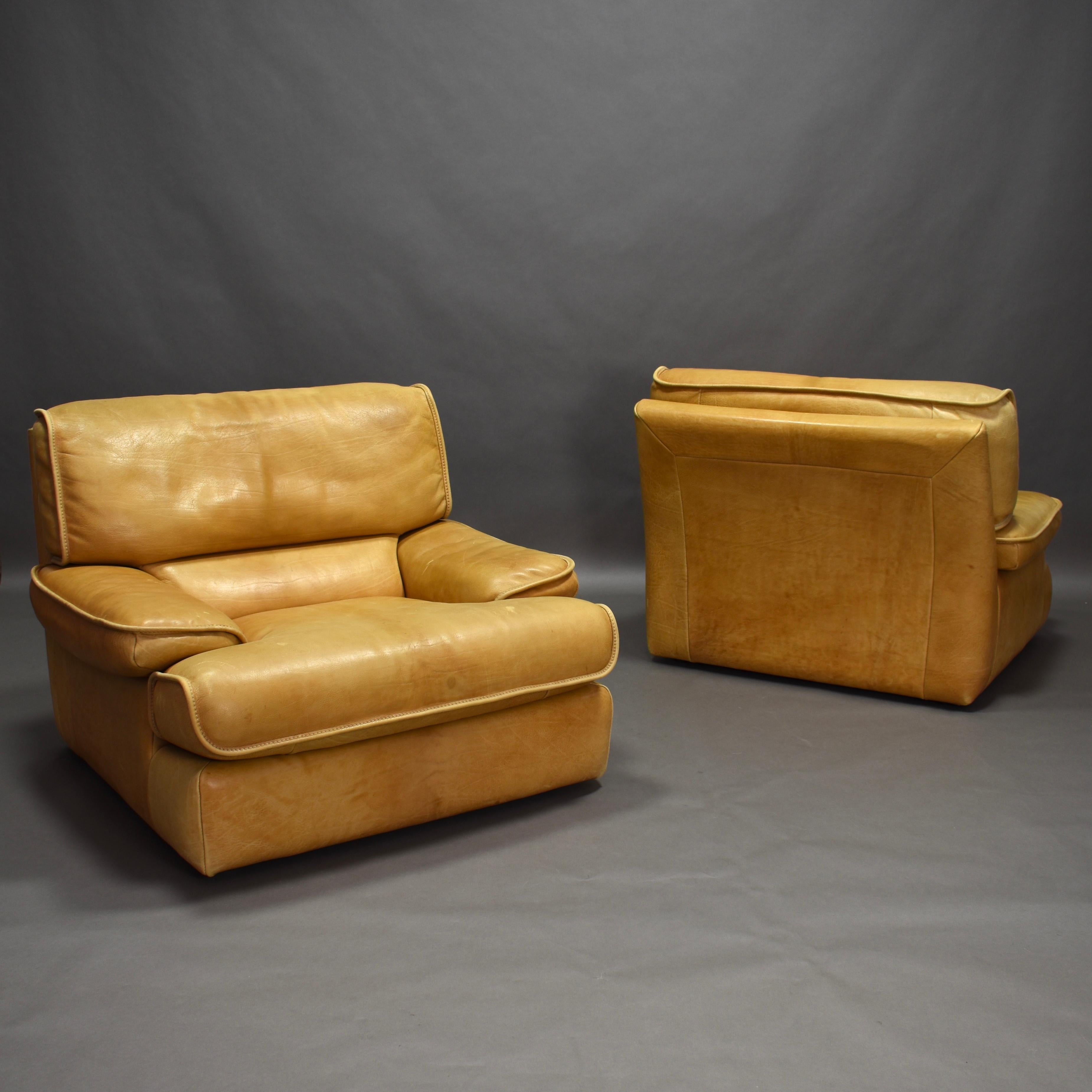 Italian Tan Leather Three-Seat Sofa, circa 1970 15