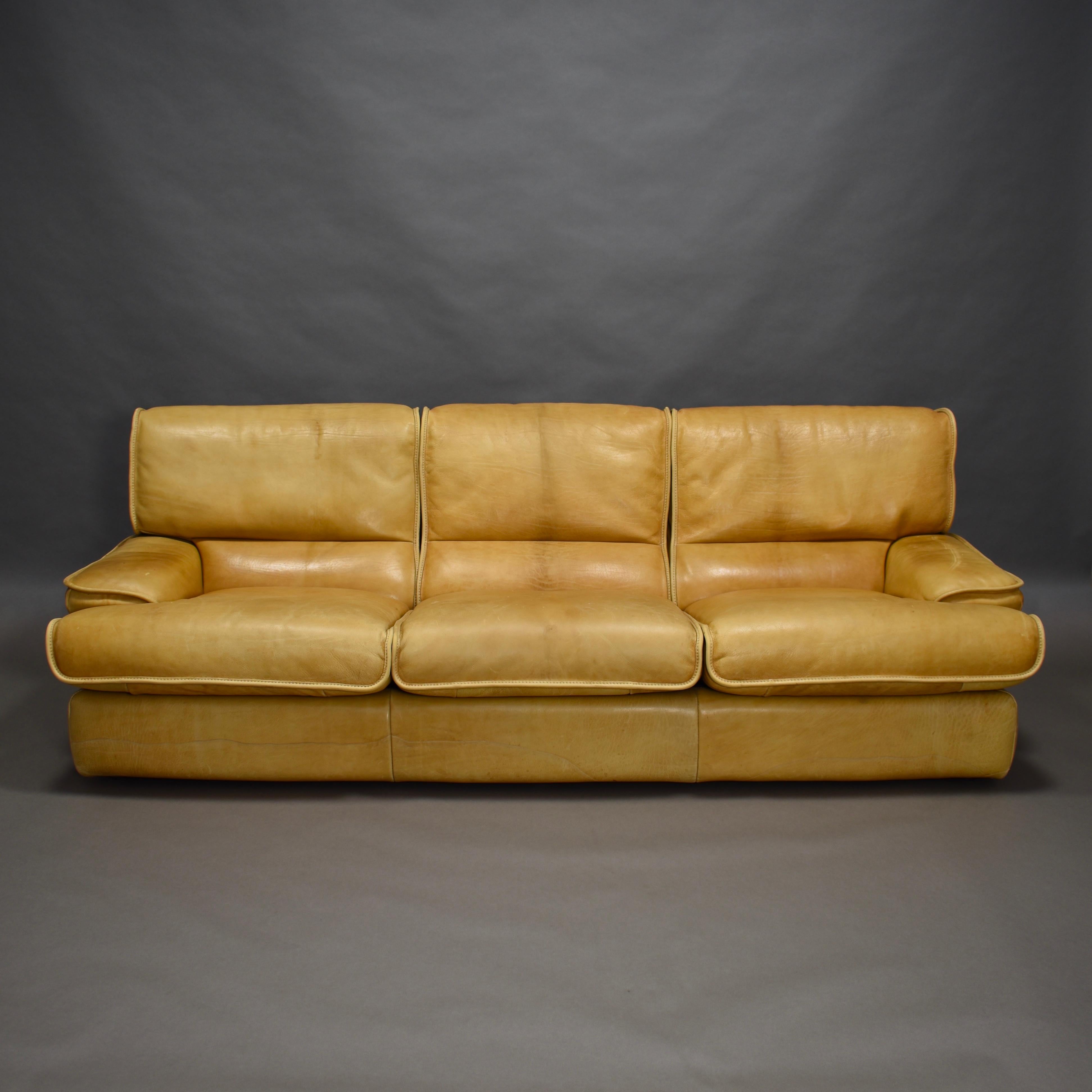 Mid-Century Modern Italian Tan Leather Three-Seat Sofa, circa 1970