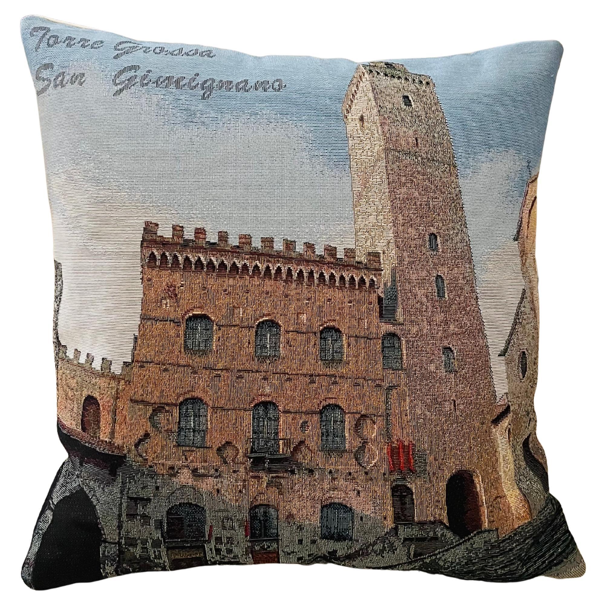 Cuscino in piuma con arazzo italiano Old Tower