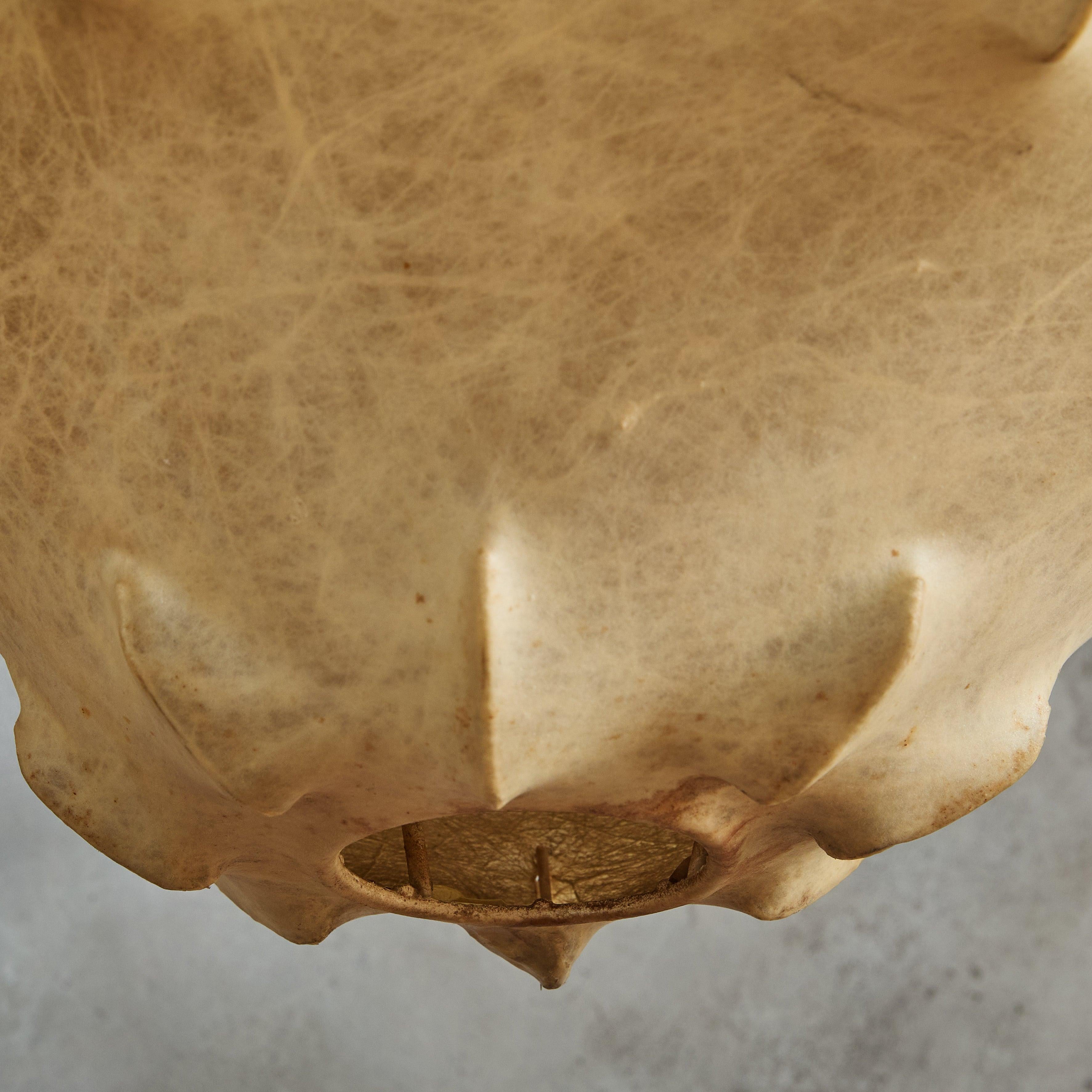 Italienische Cocoon-Pendelleuchte „Taraxacum“ von Achille & Pier Giacomo Castiglioni im Angebot 3