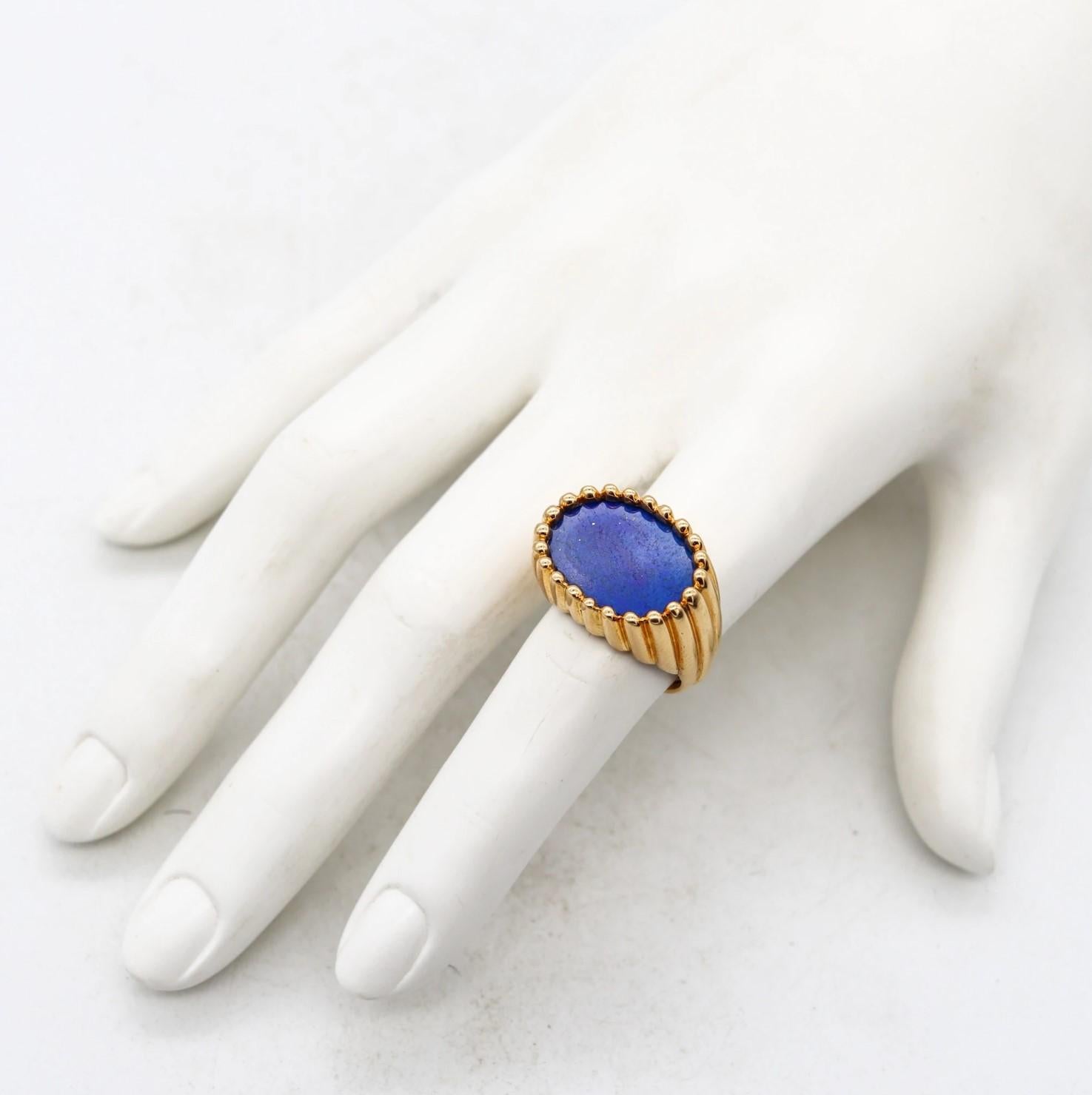 Italian Tartelette Signet Fluted Ring 18Kt Gold 7.74 Cts in Blue Lapis Lazuli 2