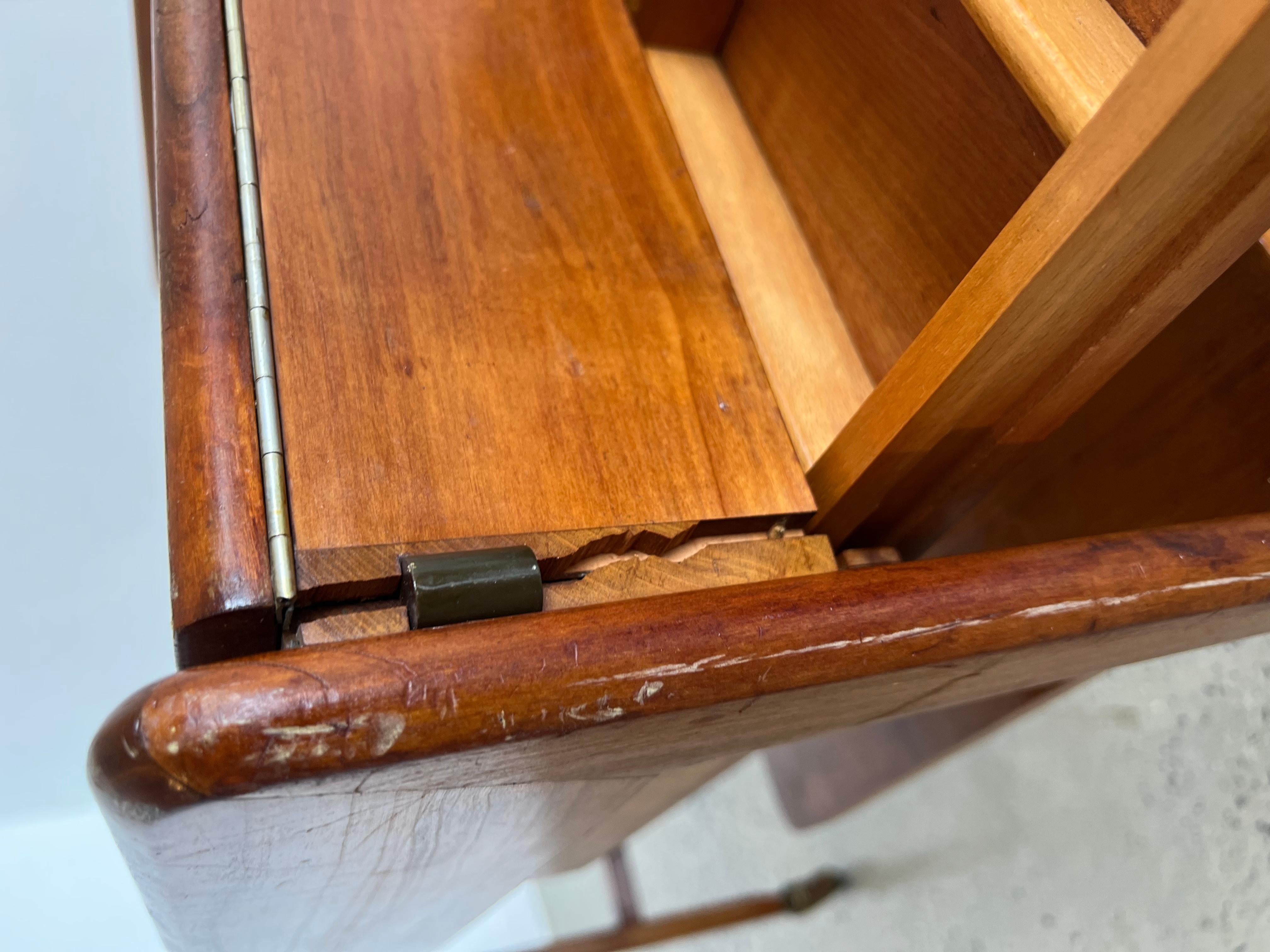 Italian Teak Bar cart 1960 For Sale 1