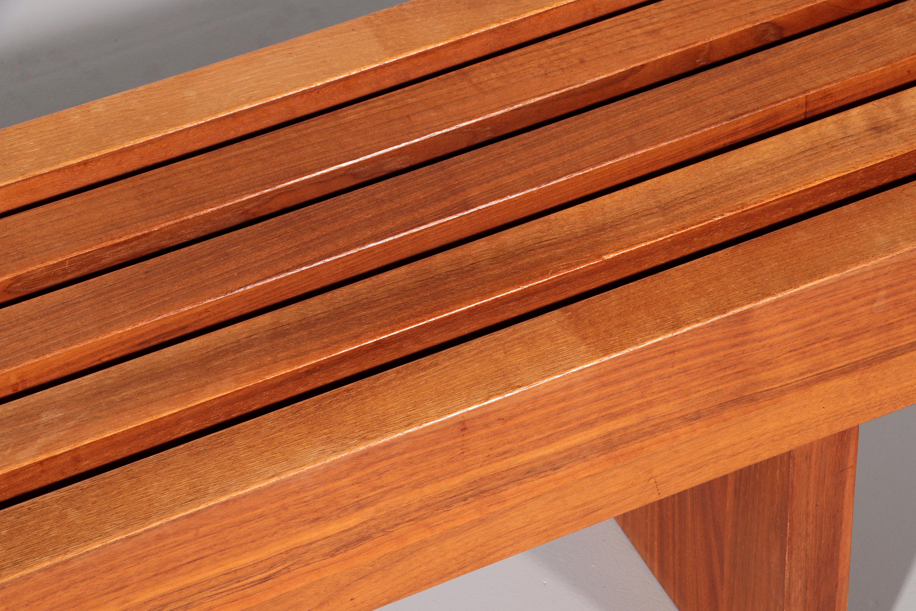 Italian Teak Bench from the 1970s – 180 cm Mid-Century Elegance en venta 2