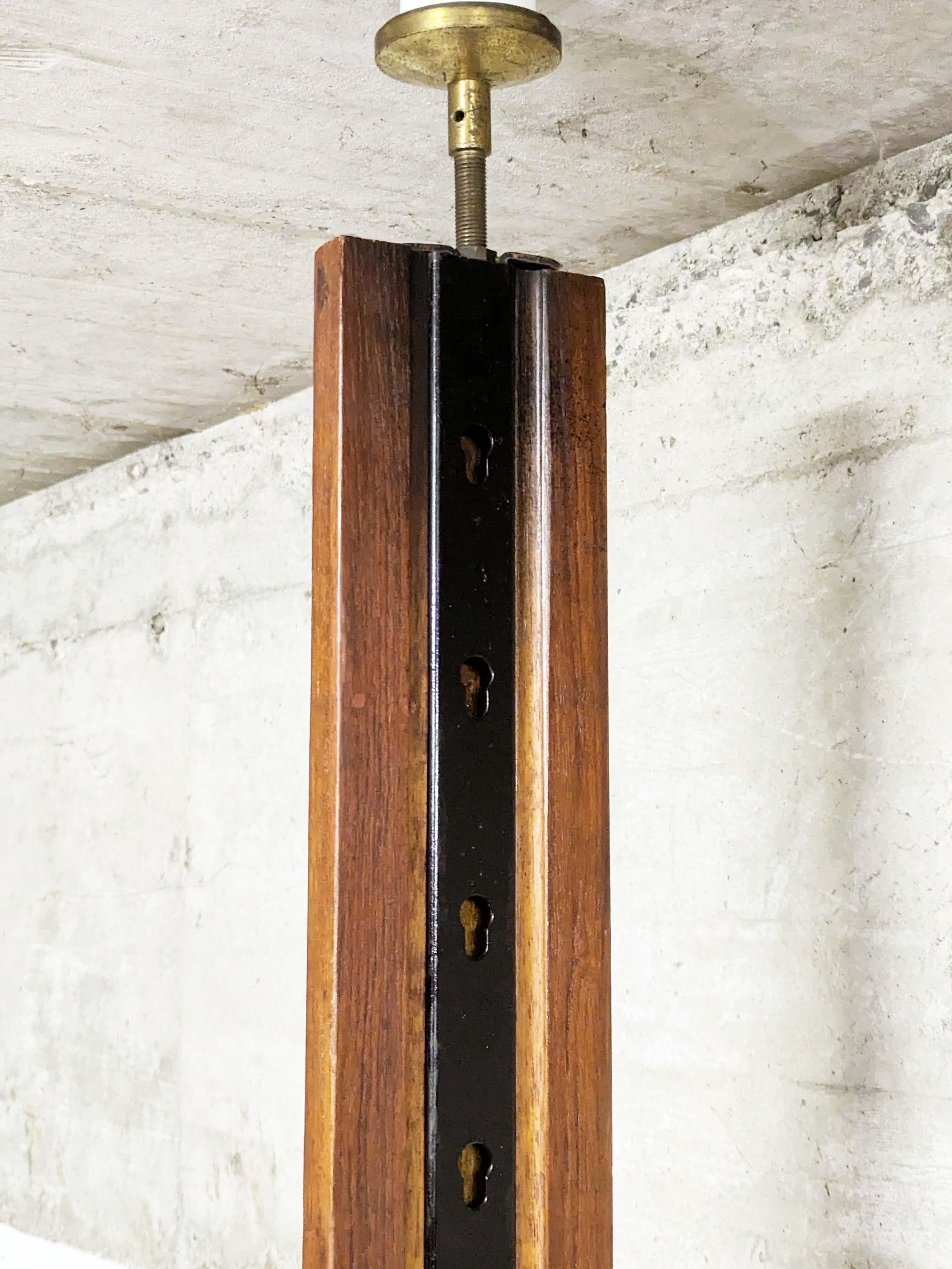 Italienisches Teakholz, schwarzes Metall und Messing Midcentury Bücherregale Raumtrenner im Angebot 6