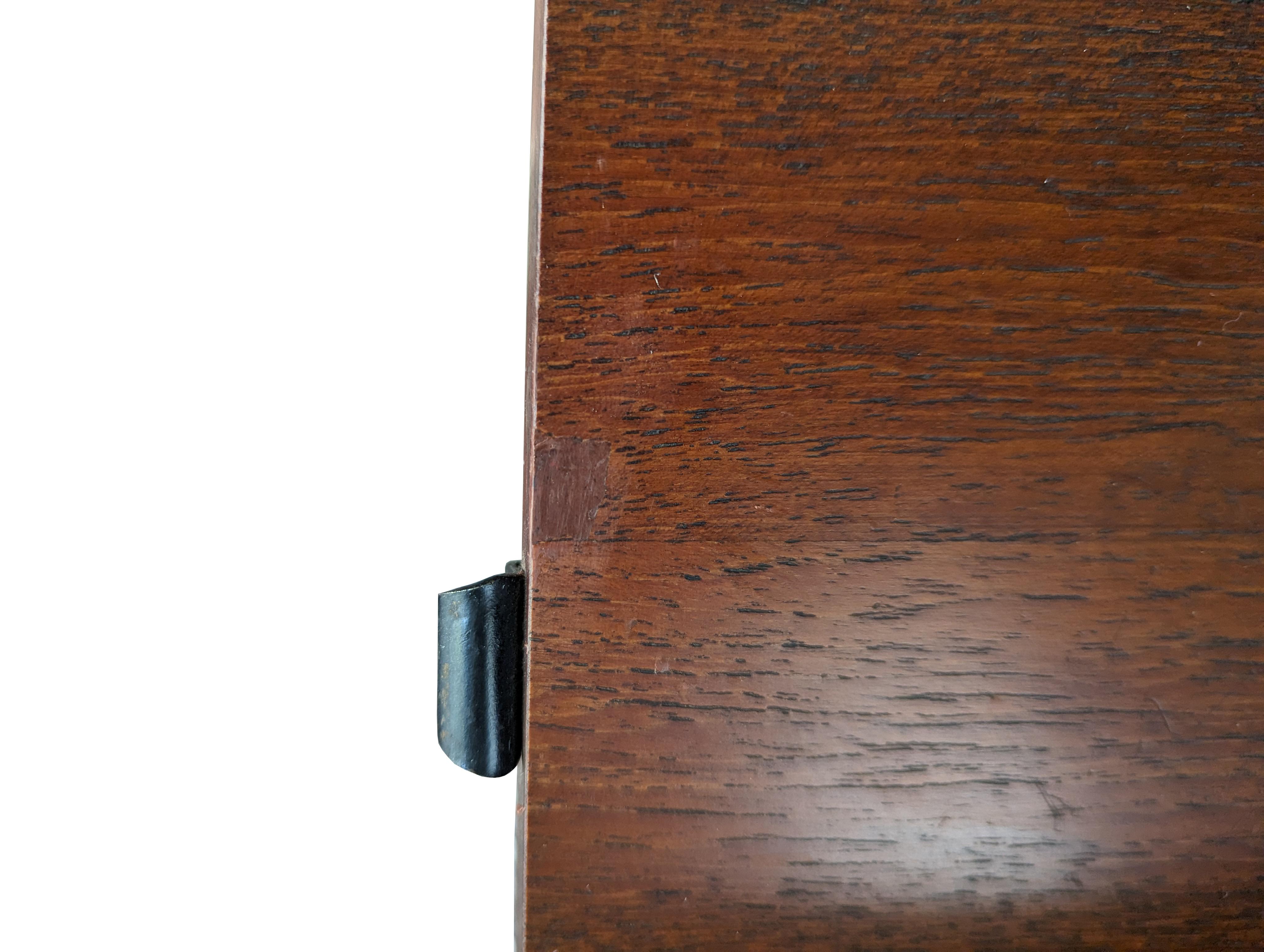 Italienisches Teakholz, schwarzes Metall und Messing Midcentury Bücherregale Raumtrenner im Angebot 13