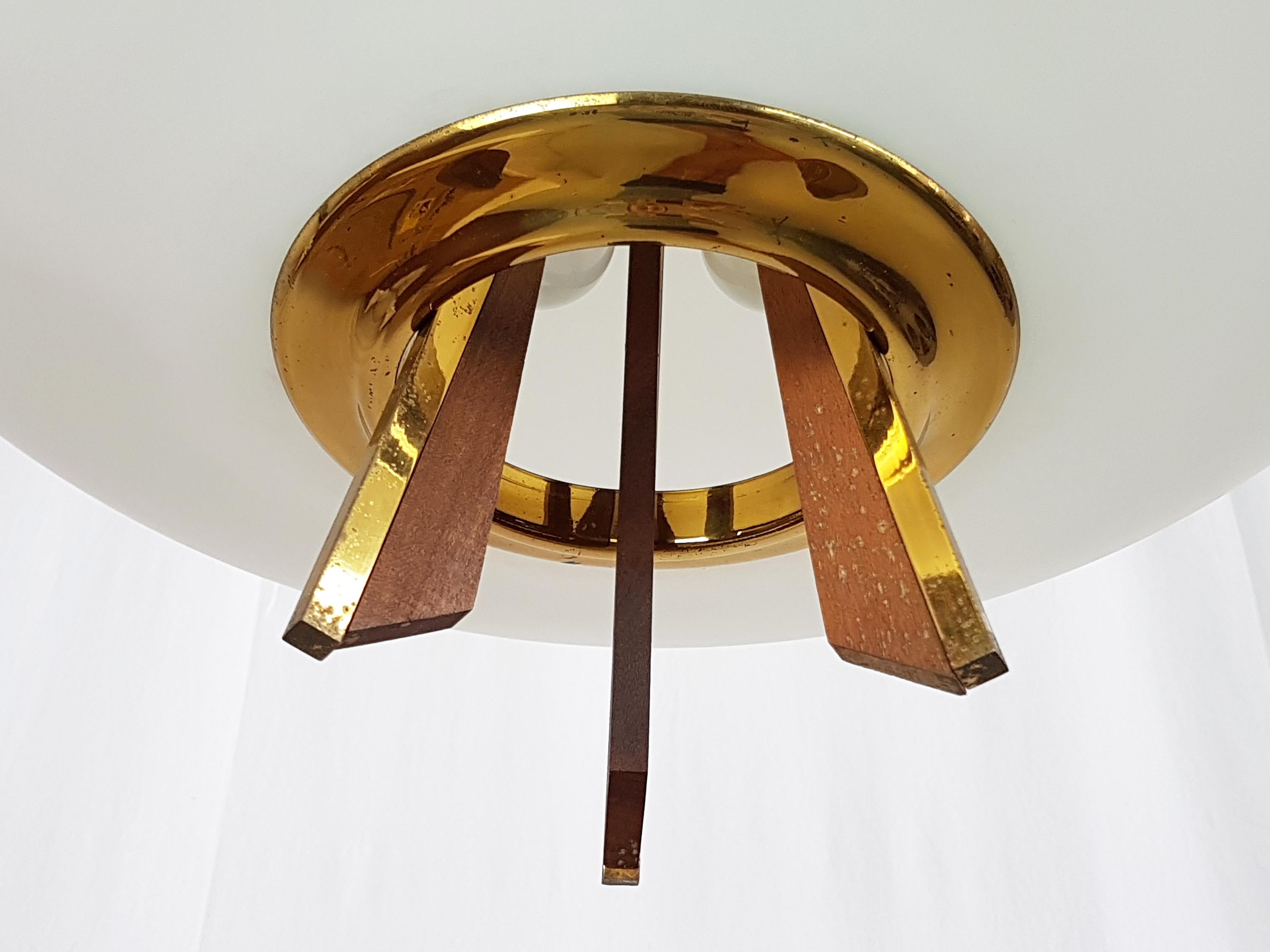 Italian Teak, Brass & Opaline Glass Shade 1960s Pendant Lamp In Good Condition For Sale In Varese, Lombardia