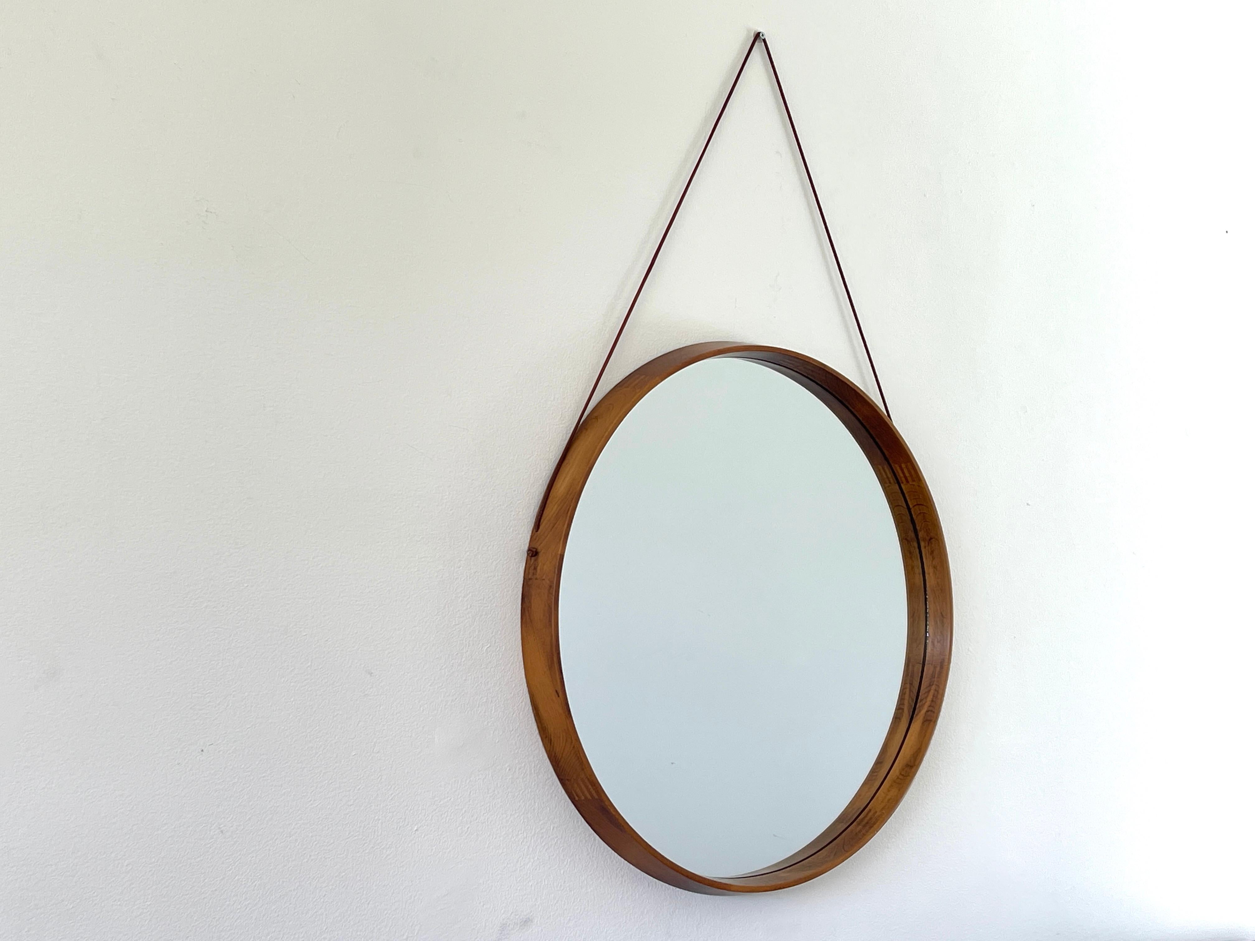 Miroir italien en teck Bon état - En vente à Beverly Hills, CA