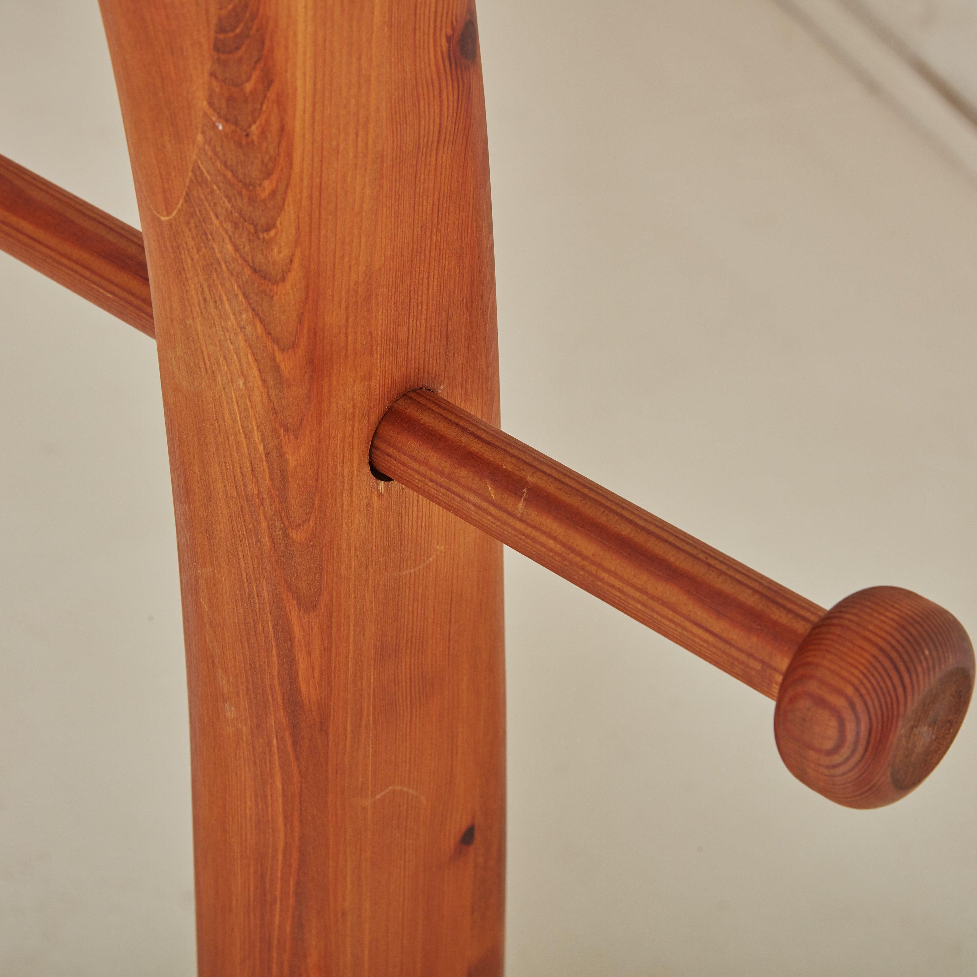 Italian Teak Wood Valet, 1960s For Sale 6