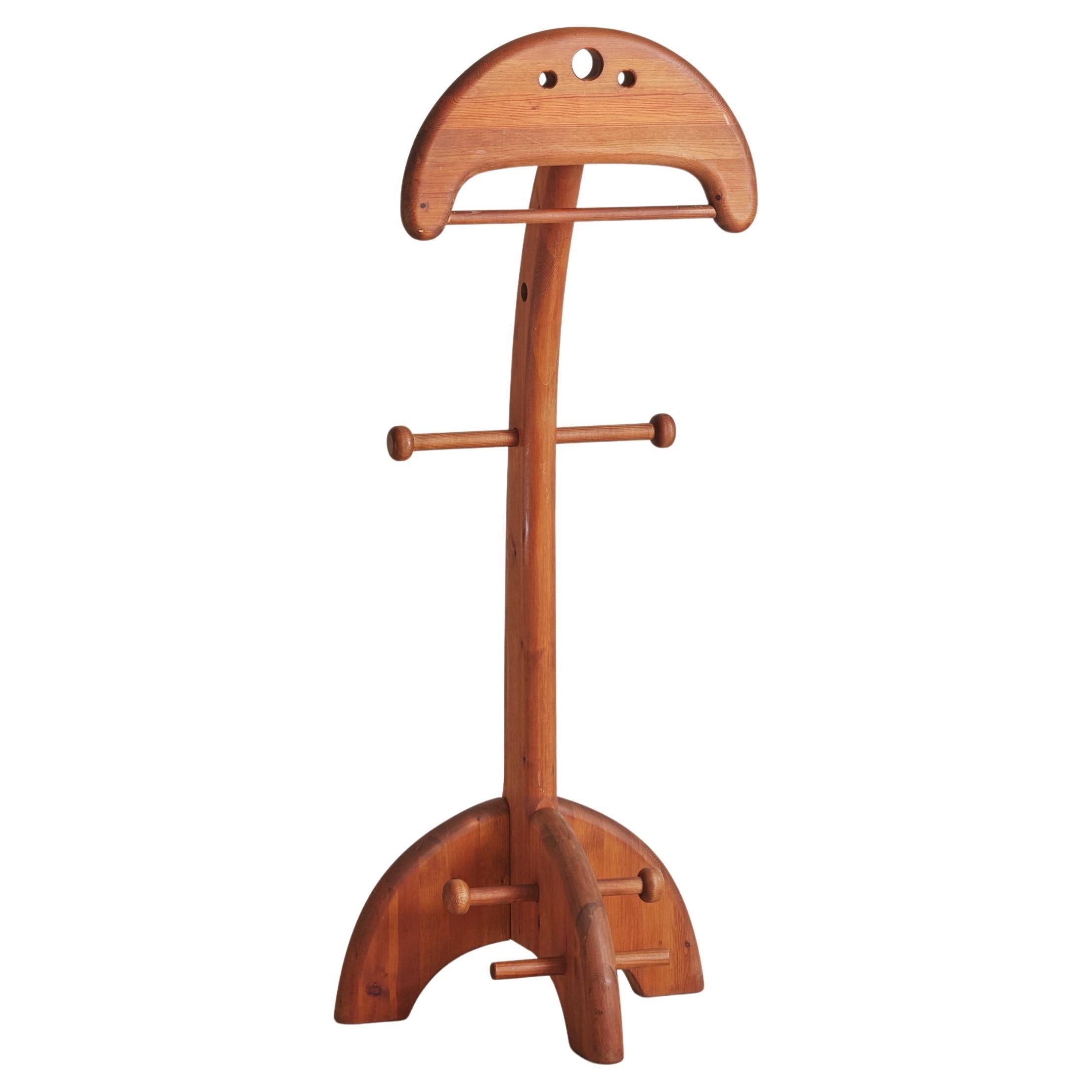 Italienischer Valet aus Teakholz, 1960er Jahre