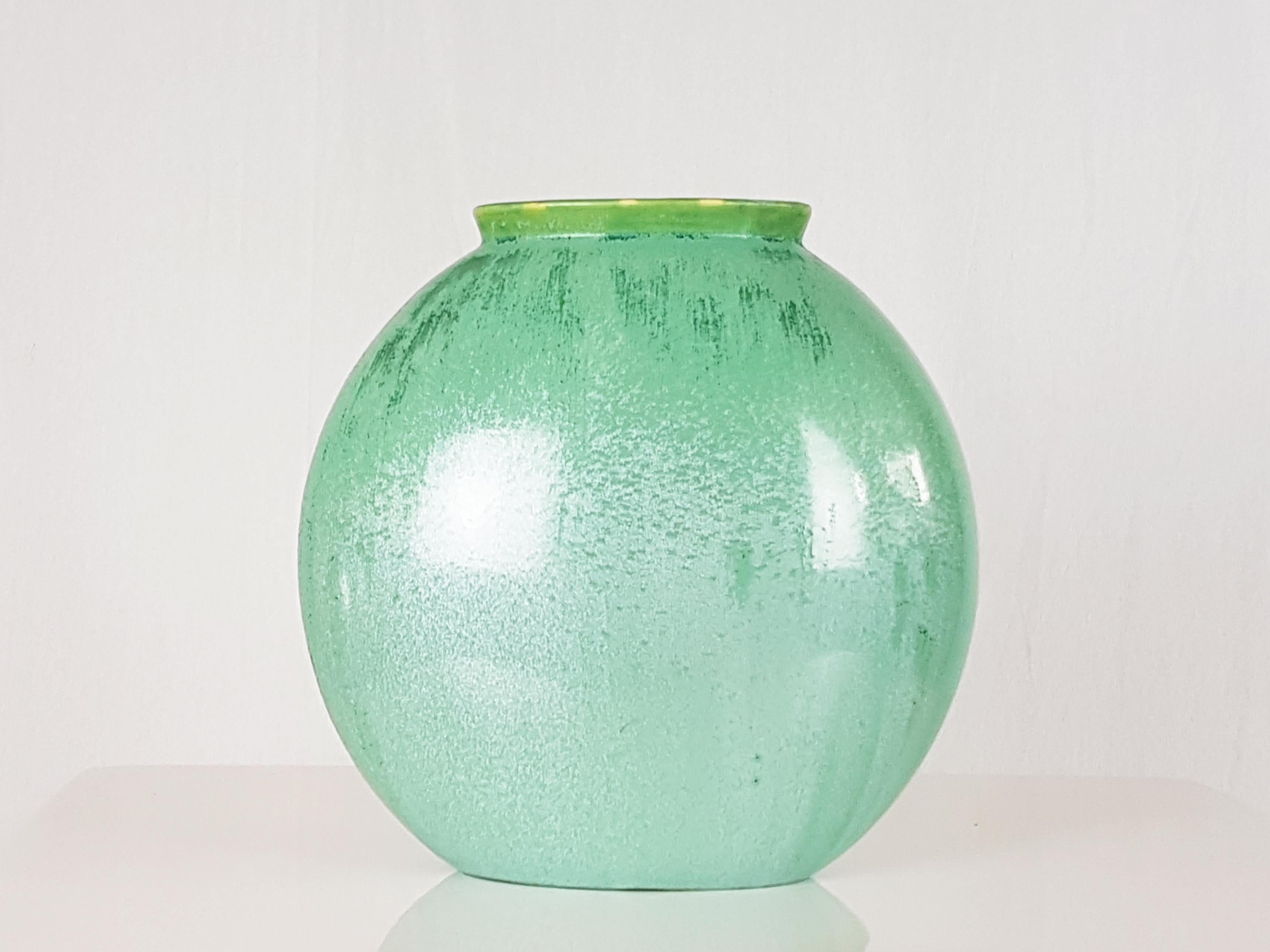 Italian Teal Green Ceramic 1940s Vase by Guido Andloviz for SCI Laveno In Good Condition In Varese, Lombardia