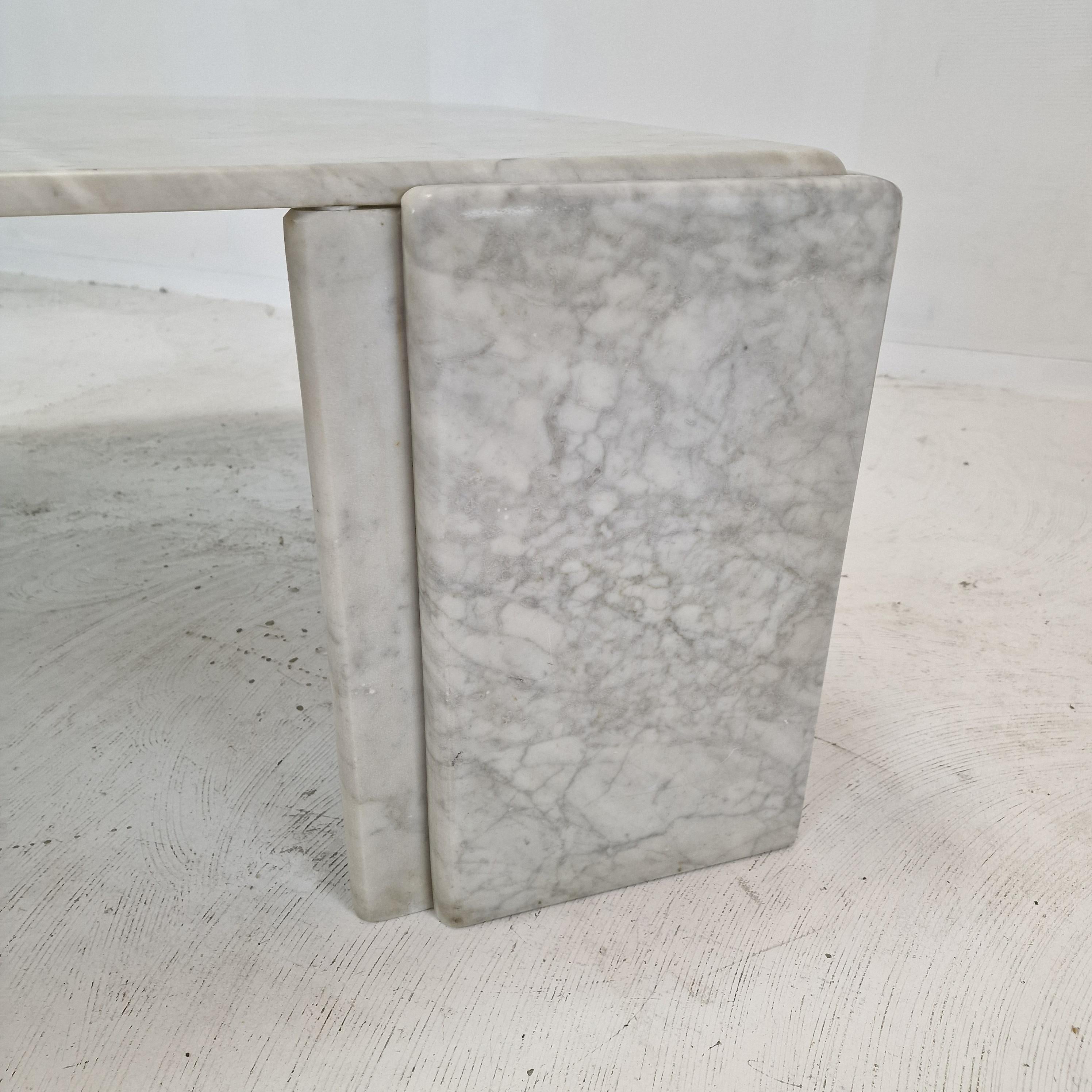 Table basse italienne en marbre en forme de goutte d'eau, années 1980 en vente 4