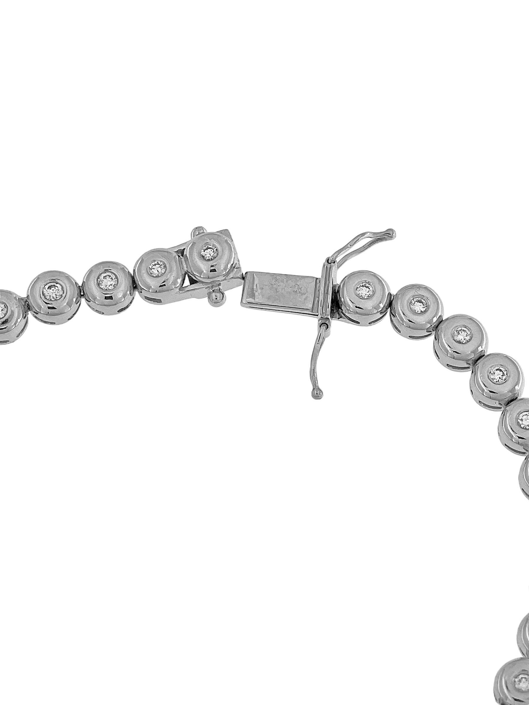 Taglio brillante Bracciale Tennis Italiano in oro bianco con diamanti in vendita
