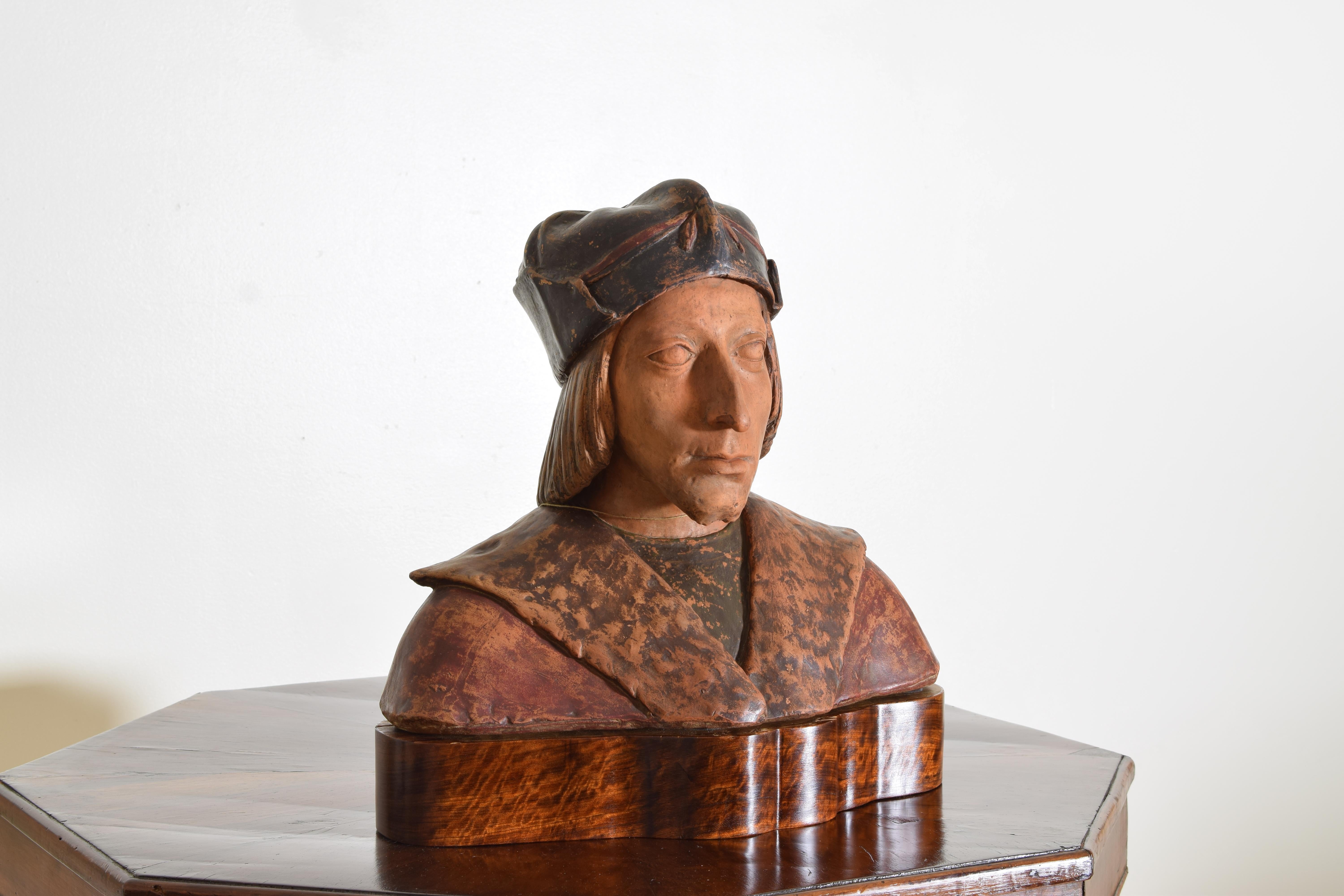 Italian Terra Cotta Bust of Dante Alighieri on Wooden Stand, Early 20th Century In Good Condition For Sale In Atlanta, GA