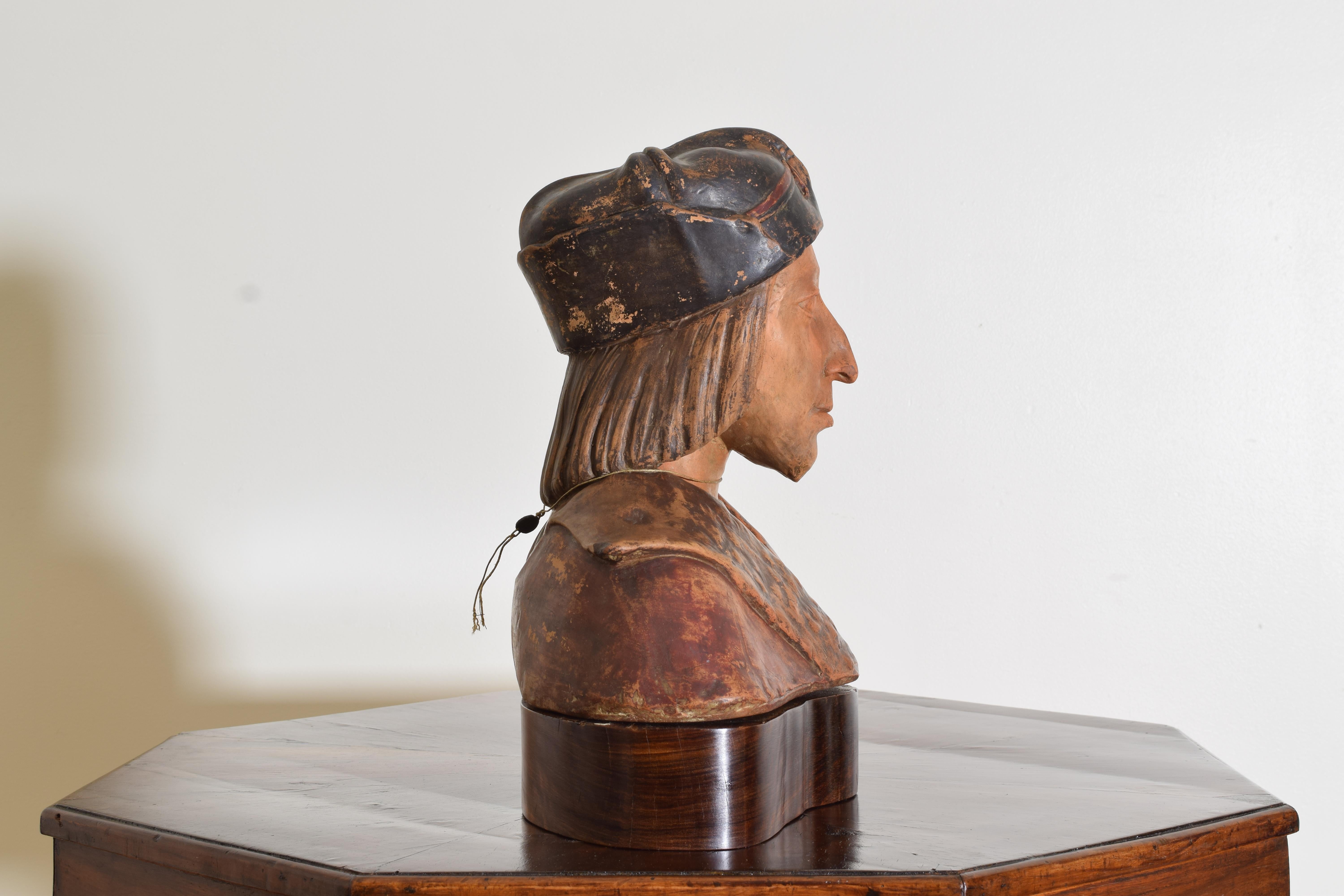 Italian Terra Cotta Bust of Dante Alighieri on Wooden Stand, Early 20th Century For Sale 2