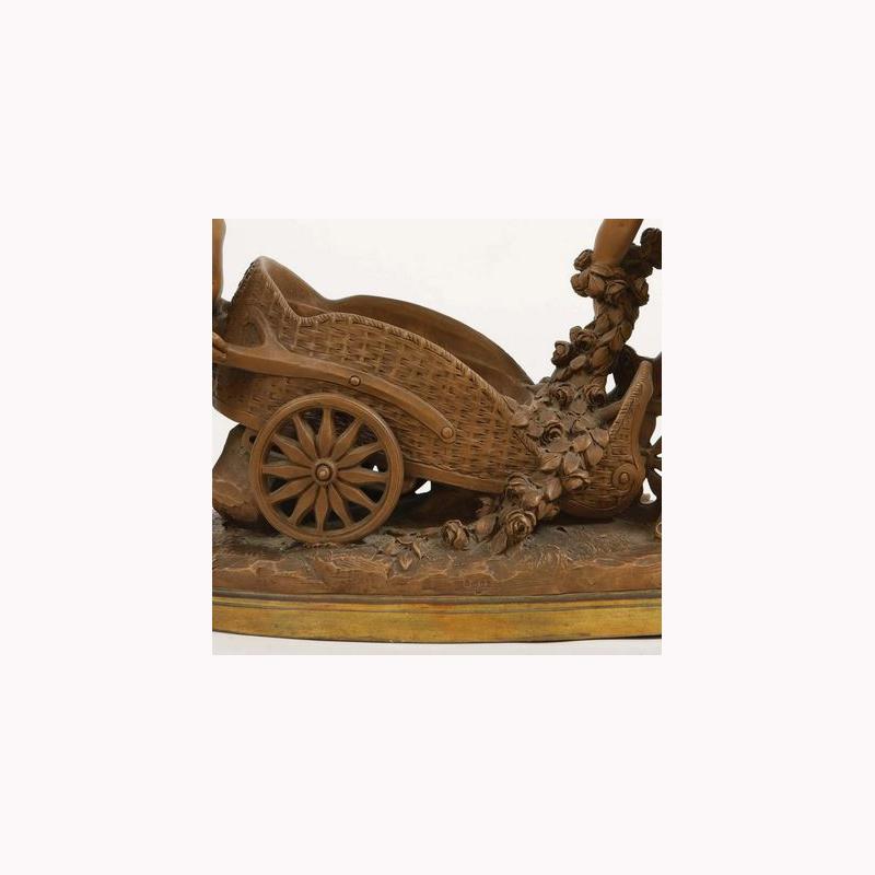 Centro de mesa italiano de terracota con querubín, firmado Luca Madrassi siglo XX en venta